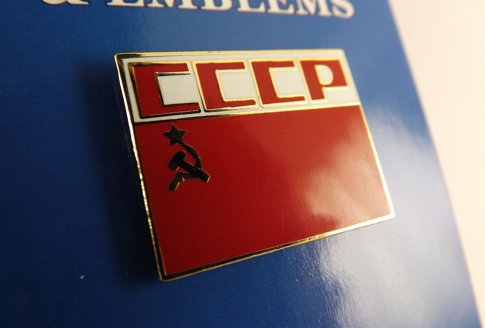 FREE SHIP Lapel Pin RUSSIA CCCP Red & White Enamel 1