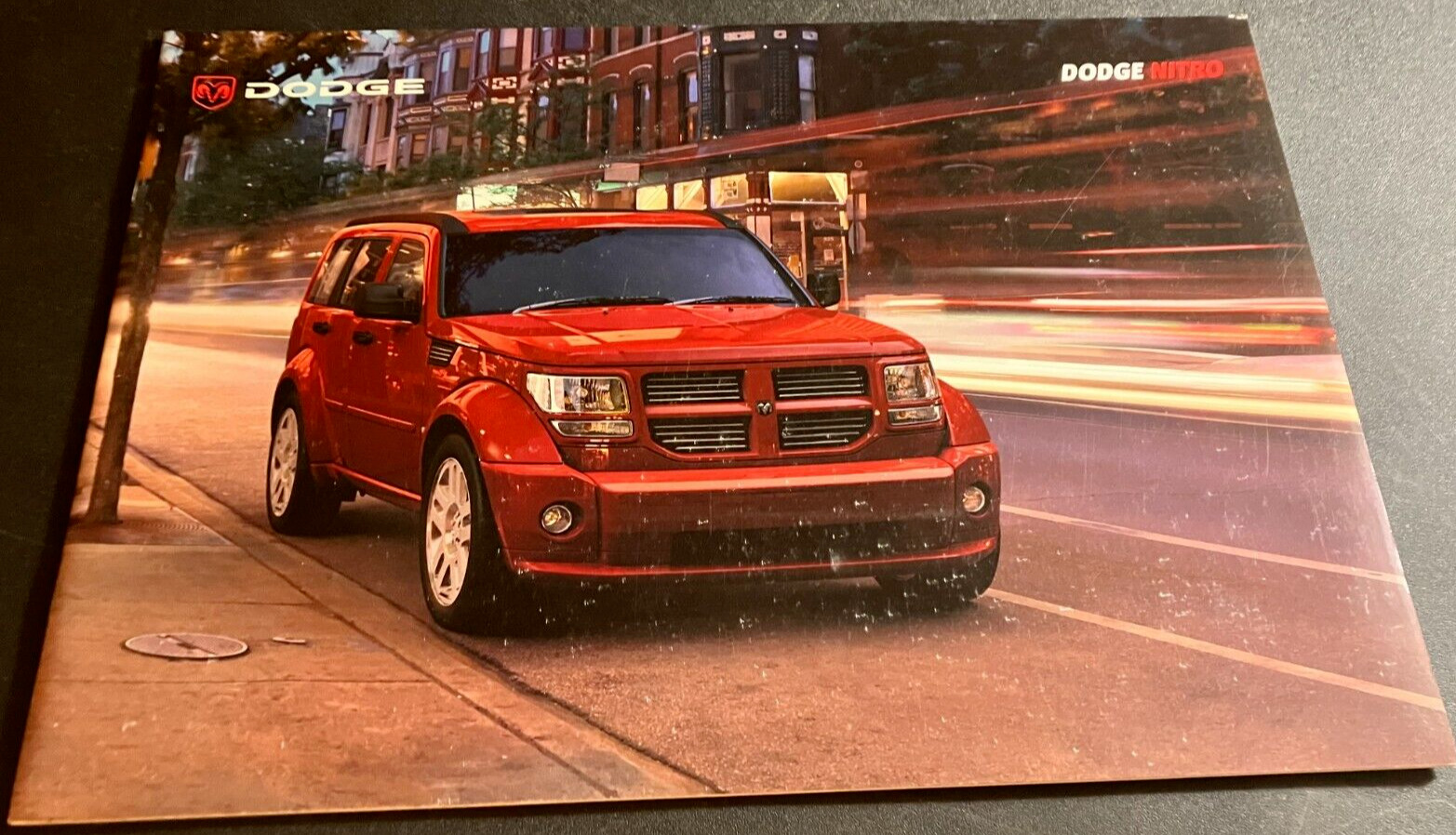 2007 Dodge Nitro - 22-Page Dealer Sales Brochure with Color Chart - JAPANESE
