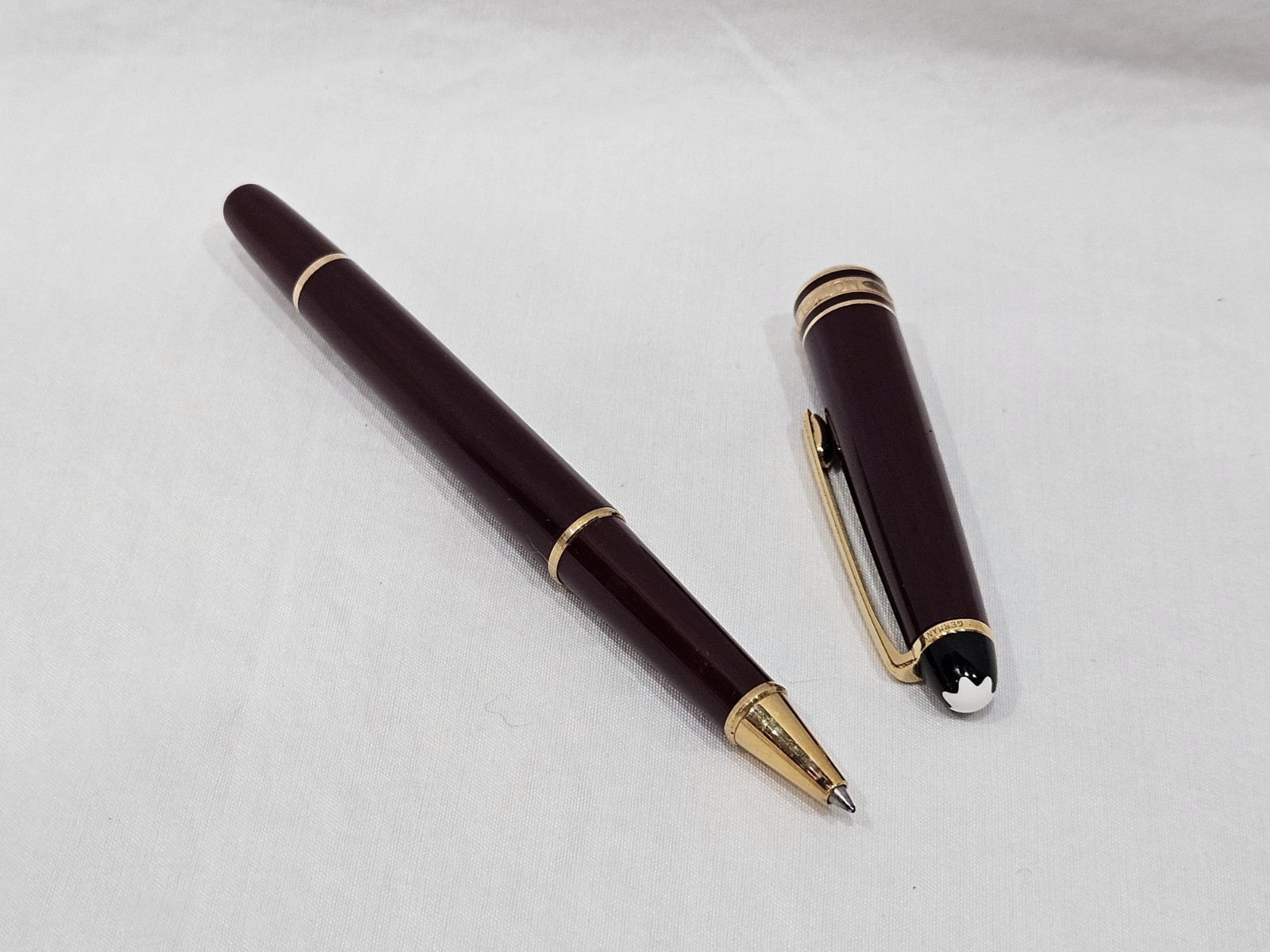 Vintage Montblanc Meisterstuck 163 Bordeaux Burgundy Rollerball Pen Gold Trim