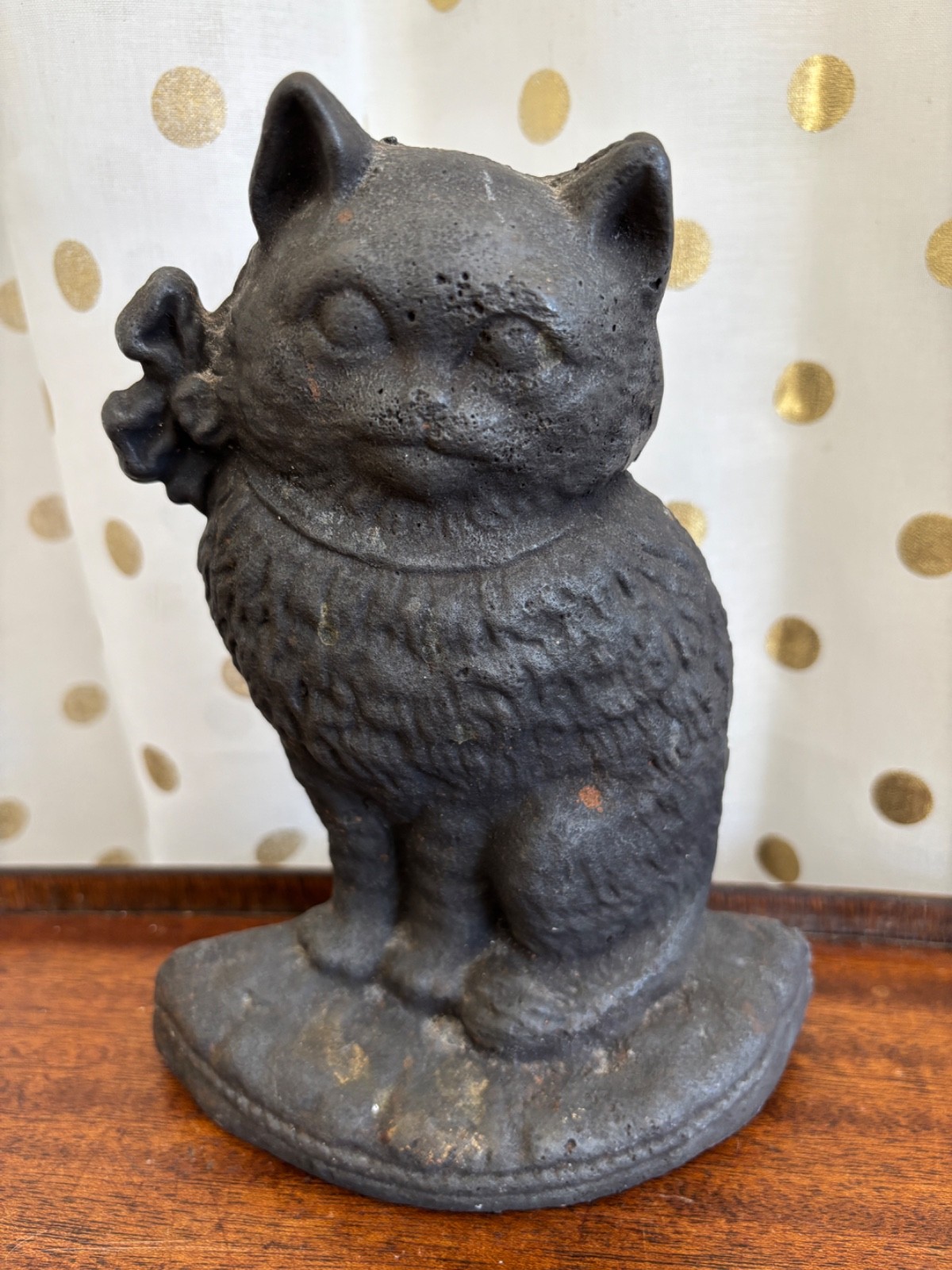 Cast Iron Antique Style Persian Cat with Bow Doorstop Hubley #38 Vintage Statue