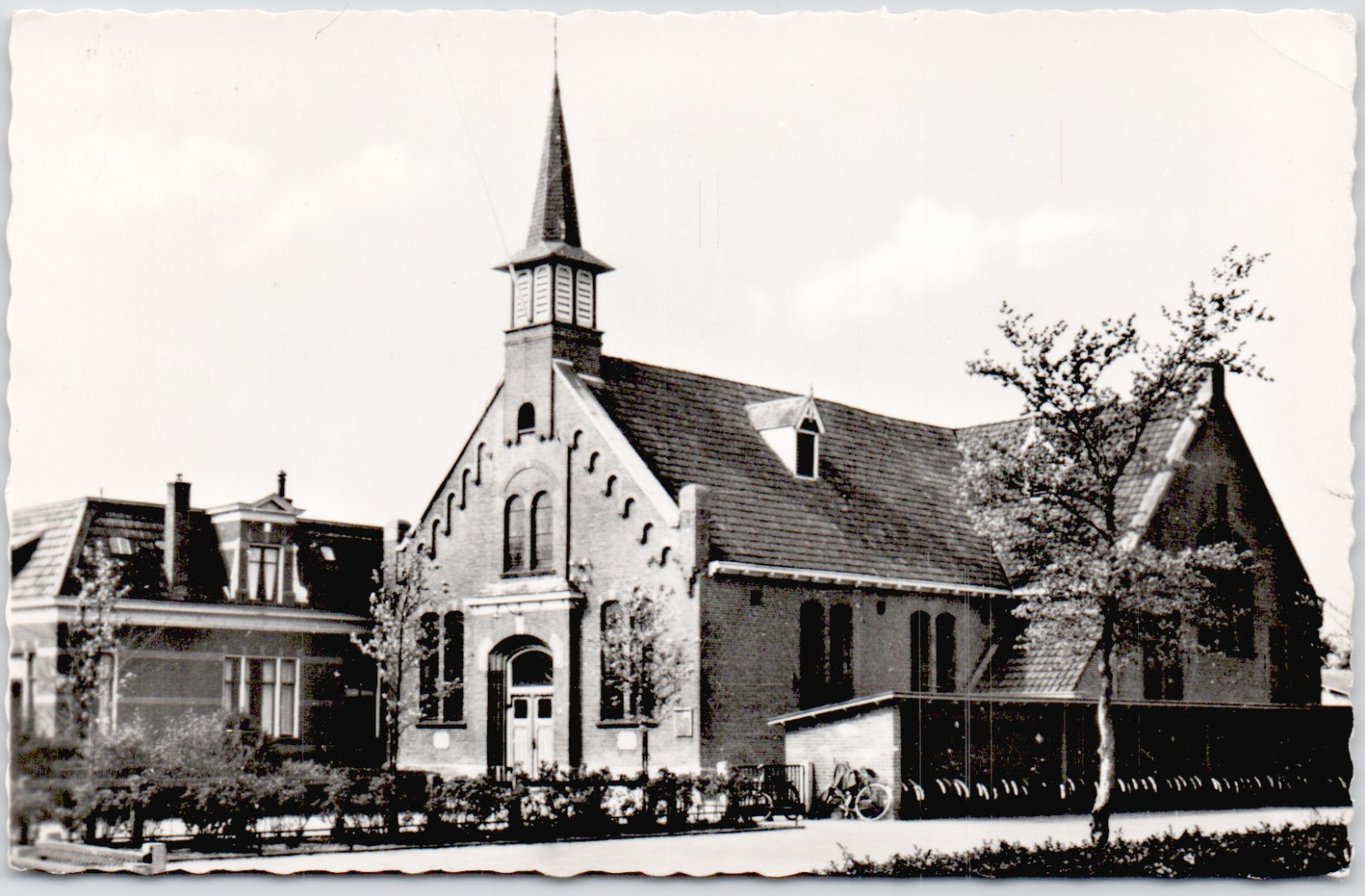Netherlands Oenkerk 1950s Gereformeerde Kerk Vintage Real Photo RPPC Postcard