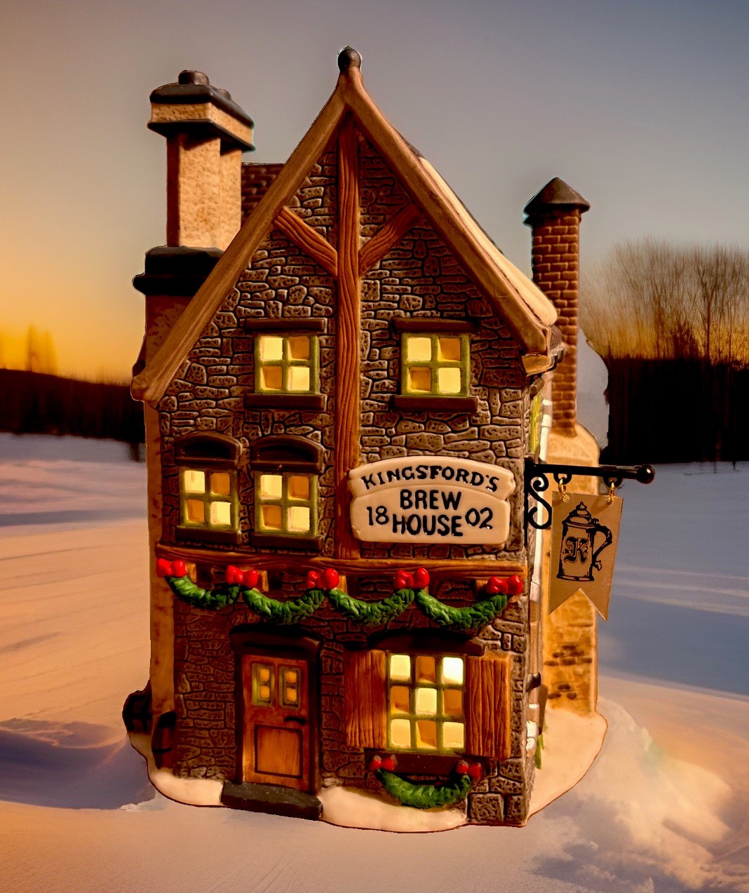 1993 Dept 56 Heritage Dickens Village Kingsford\'s Brew House #58114 Box & Light
