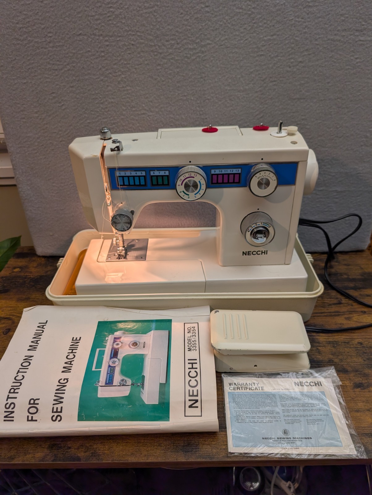 Necchi 3355 vtg heavy duty portable sewing machine with Manual peddle and case