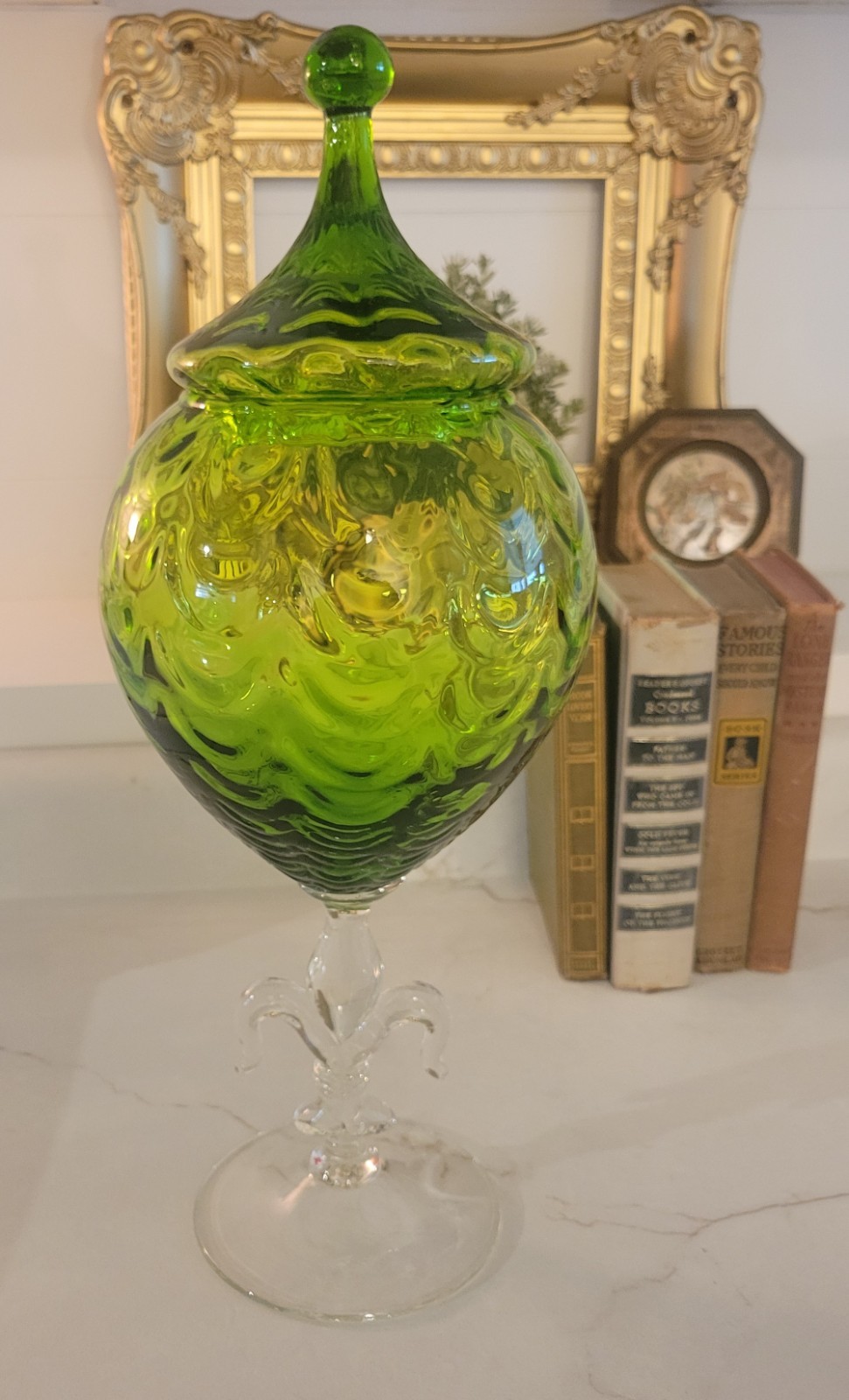 Rare Vintage 16” Empoli Italy Green Pedestal Glass Apothecary Jar Clear Stem Lid