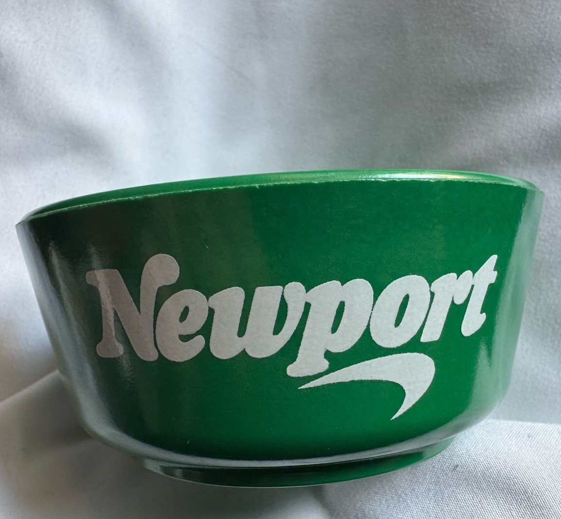 Vintage Newport Ashtray TABLECRAFT 263 Made In The USA Green Plastic 3 1/4”