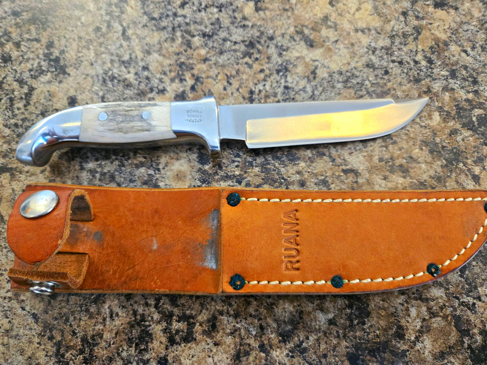Ruana Fixed Blade Hunting Knife Stag Handle Clip Point Full Tang w/ Sheath