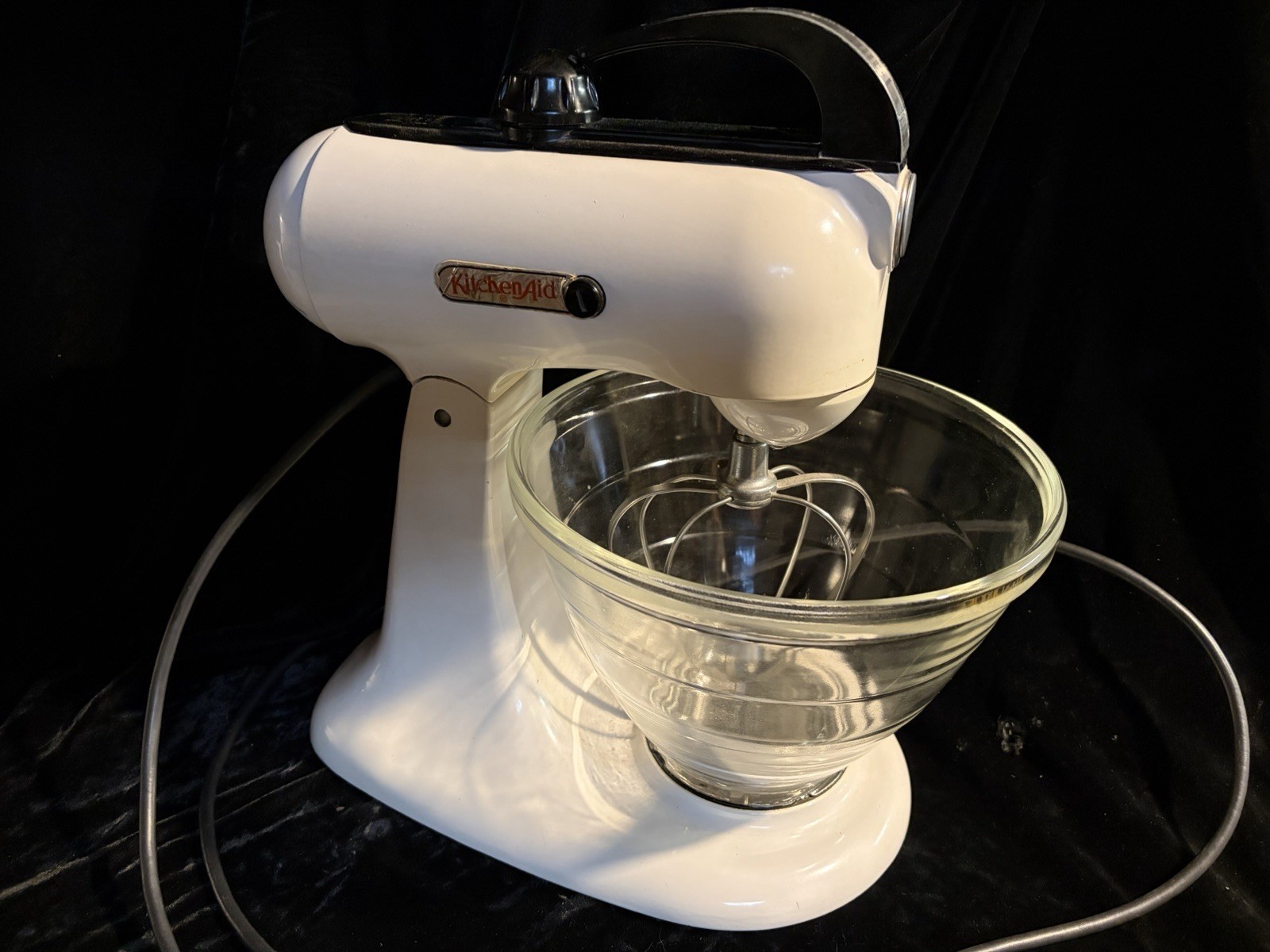 Vintage KitchenAid Hobart Model 3B Stand Mixer, 3 Qt.  1940s Glass Bowl Runs