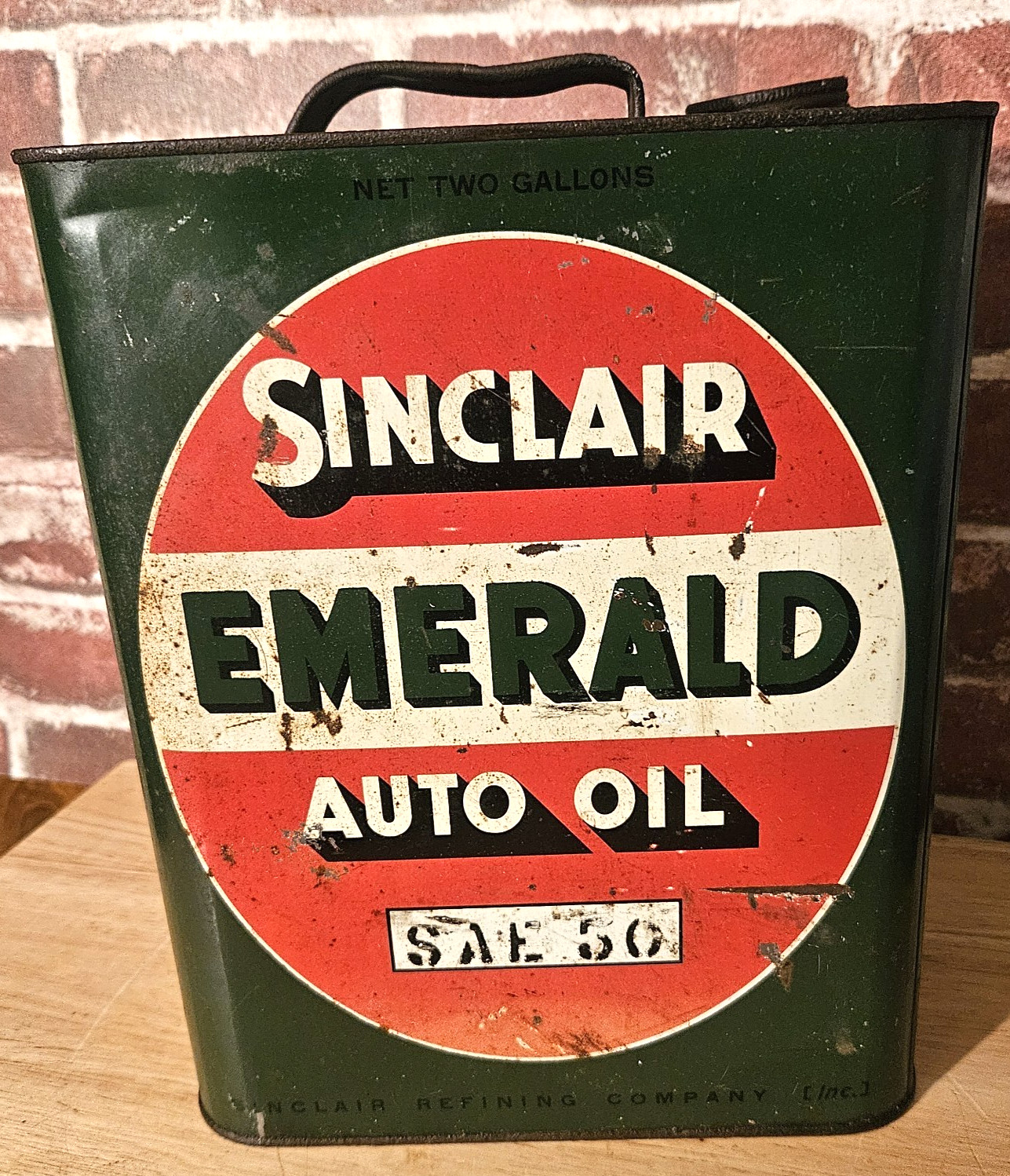 VINTAGE SINCLAIR EMERALD AUTO OIL SAE 50 2 gal. OIL CAN
