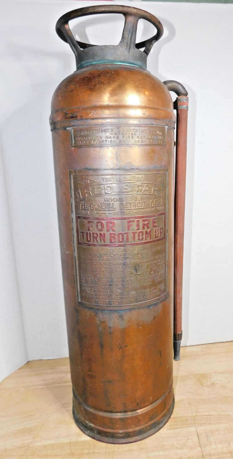 VTG, EMPTY RED STAR 303 FIRE EXTINGUISHER COPPER BRASS 2-1/2 GALLON 4/115