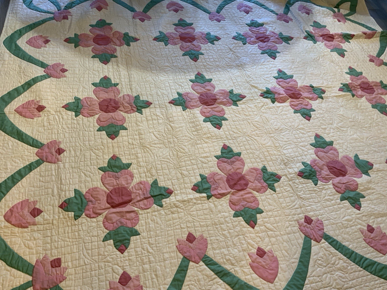 Vintage Antique Appliqué Quilt, Flower & Leaf Design, Pink, Green, Hand Quilted