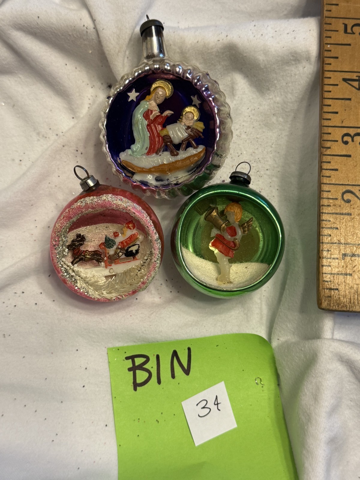 3 vintage Indent Diorama Ornament Madonna Child Nativity Italy PINK horn