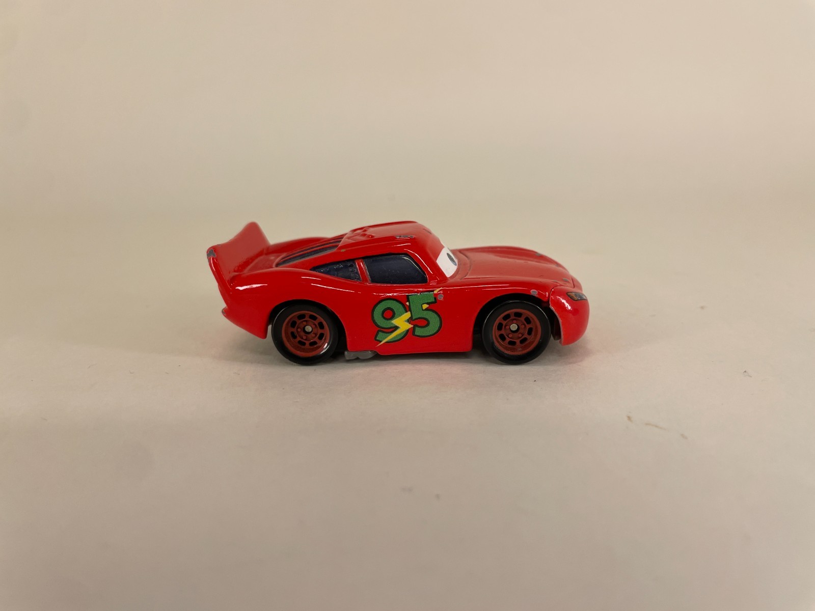 Disney Pixar Cars Story Tellers LIGHTNING MCQUEEN #95 Diecast no decal, (Used)