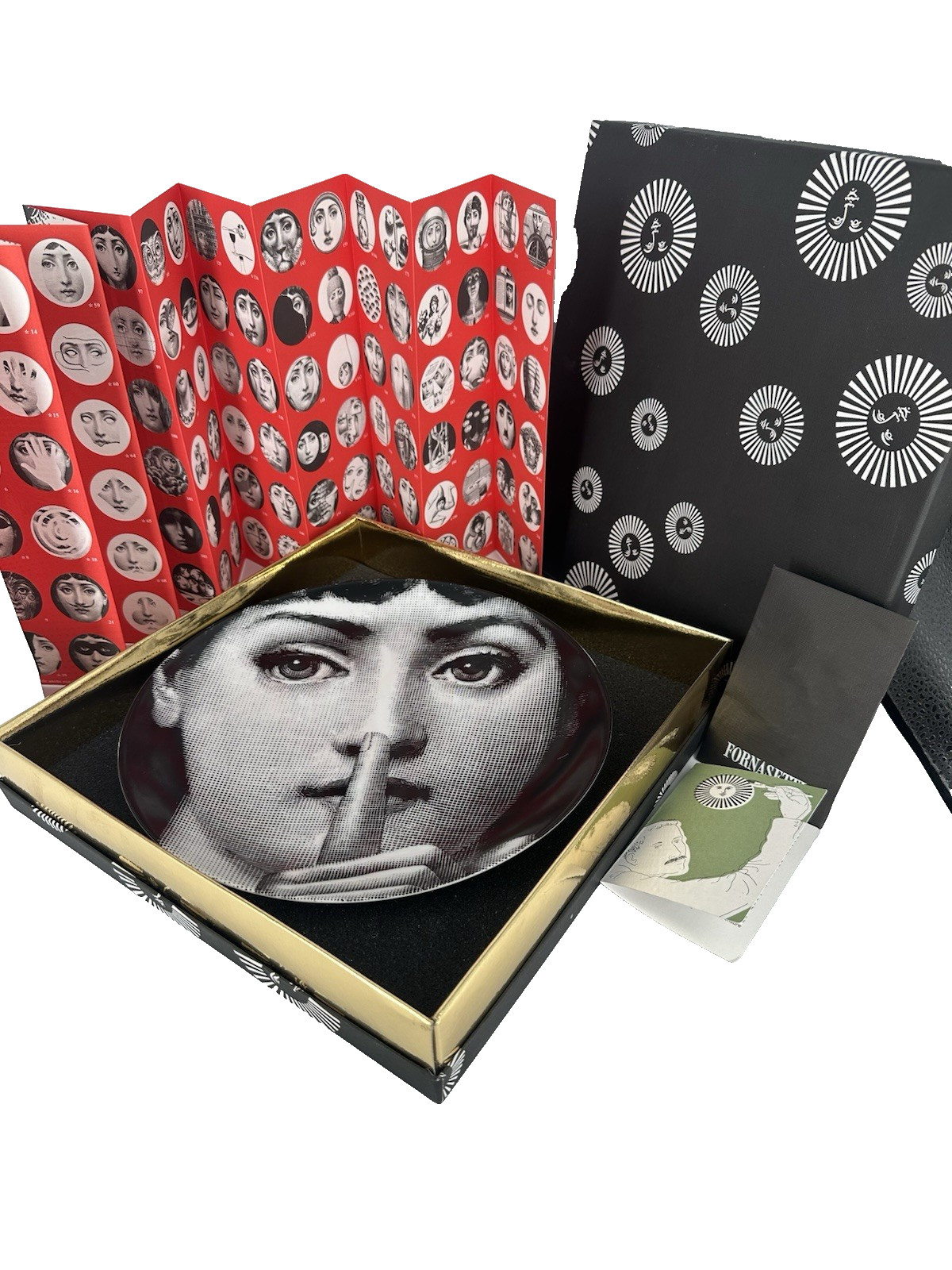 NIB FORNASETTI Tema e Variazioni n.334  Black / White Plate
