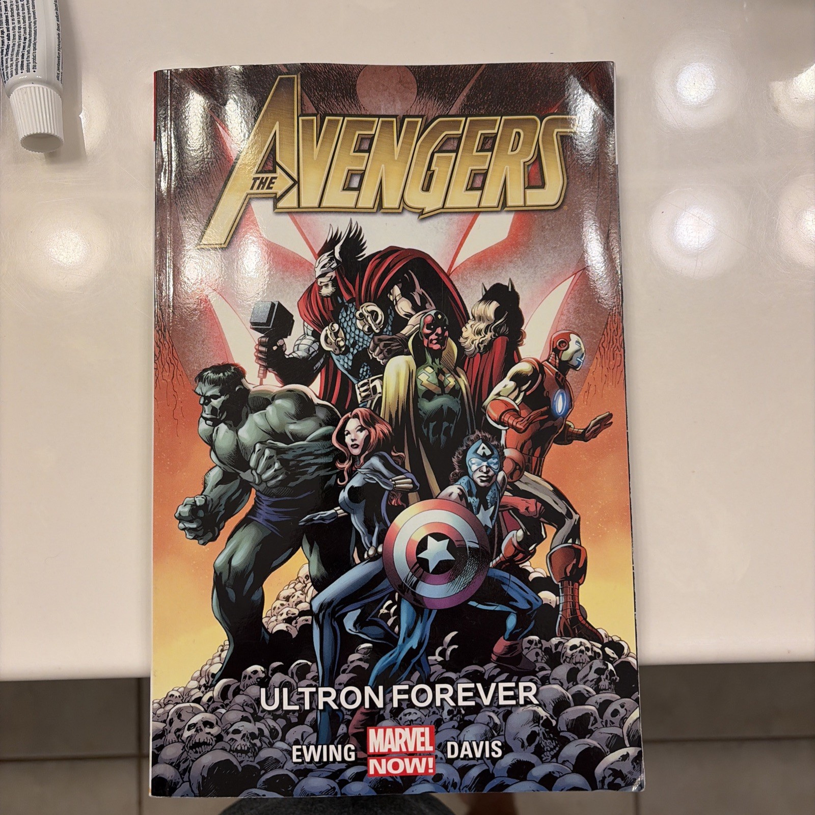TPB - Marvel - The  Avengers - Ultron Forever - 2015