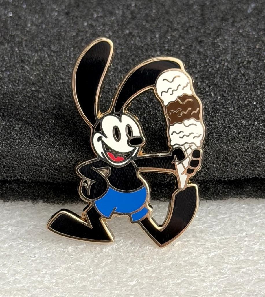 Disney DSF DSSH Oswald the Lucky Rabbit Pin Traders Delight LE 400 PTD Pin