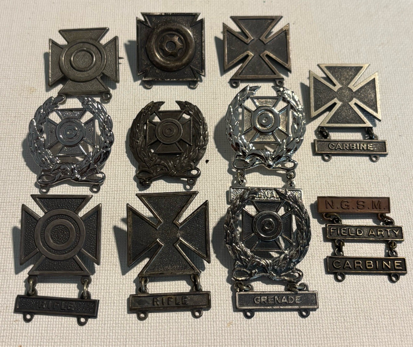 Lot Of Vintage US Army Marksman Sharpshooter Badges Military Insignia Pins 