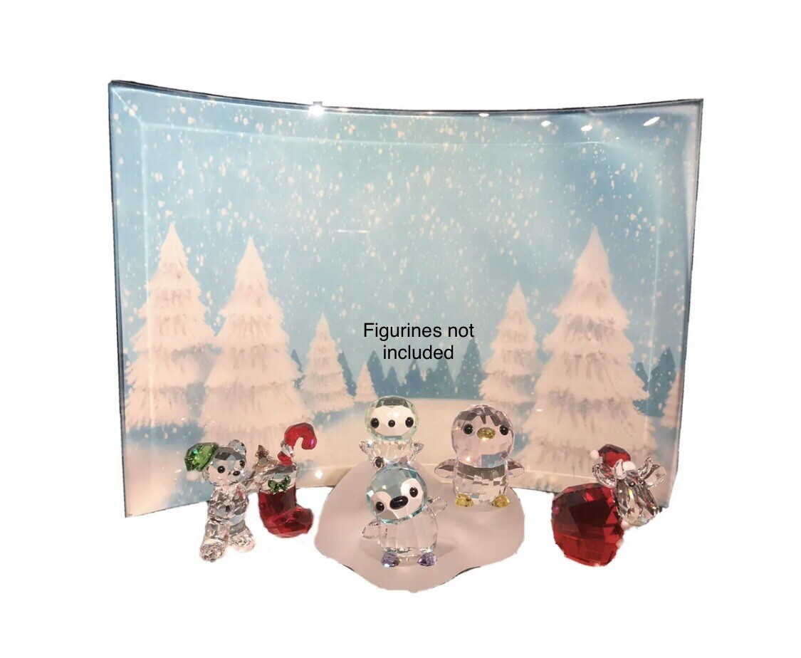 swarovski Scs holiday crsytal display Read Description