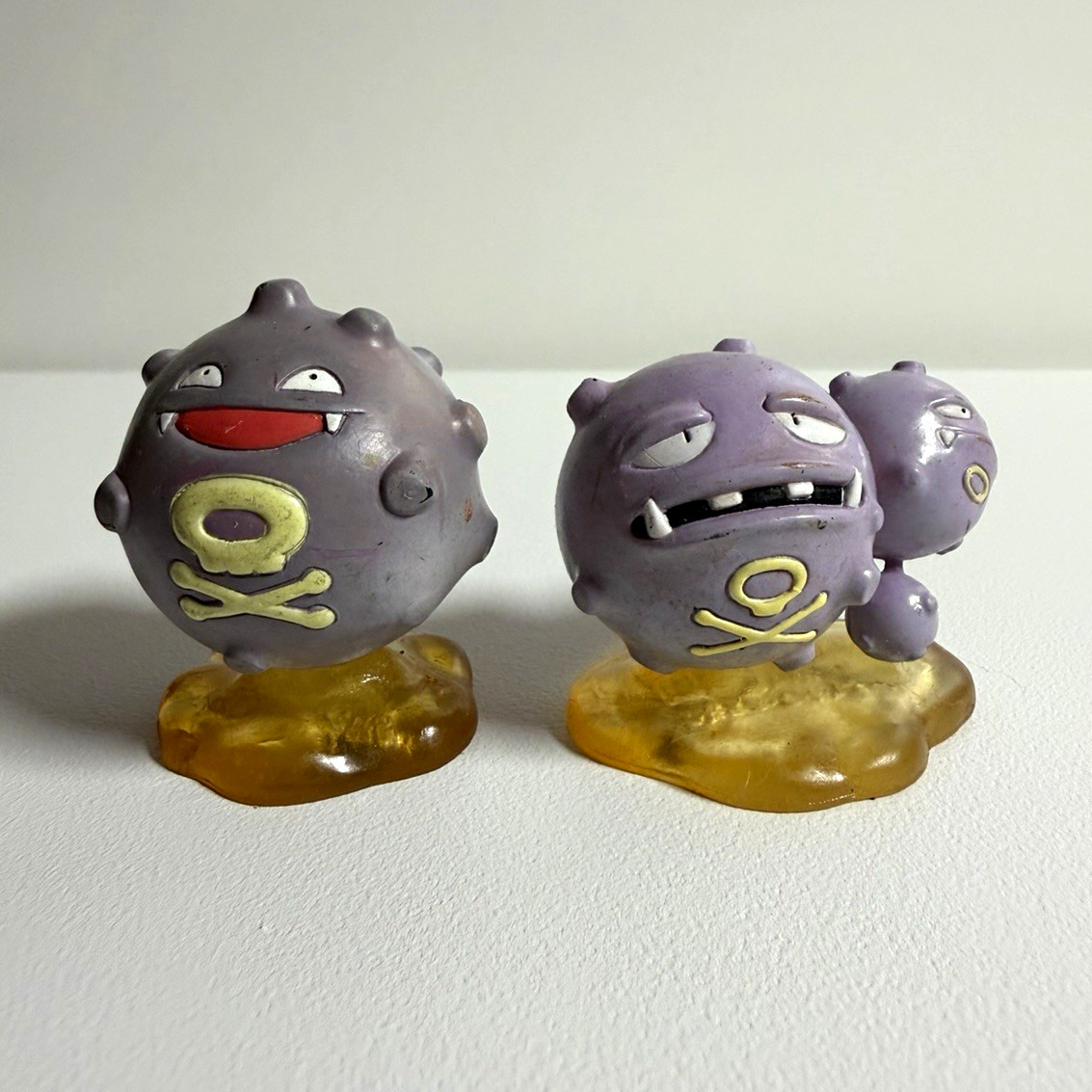 Pokémon Koffing & Weezing Figurine Set - Pokémon TOMY Figure Vintage