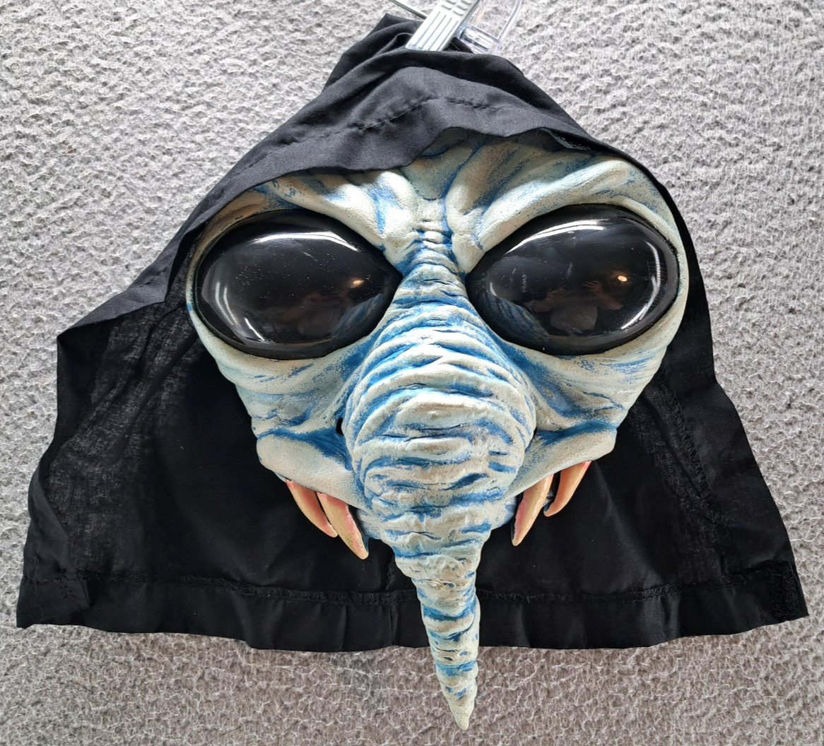 VTG 2002 Paper Magic Group Halloween Adult Mask Mosquito Monster Bug Eye Y2K