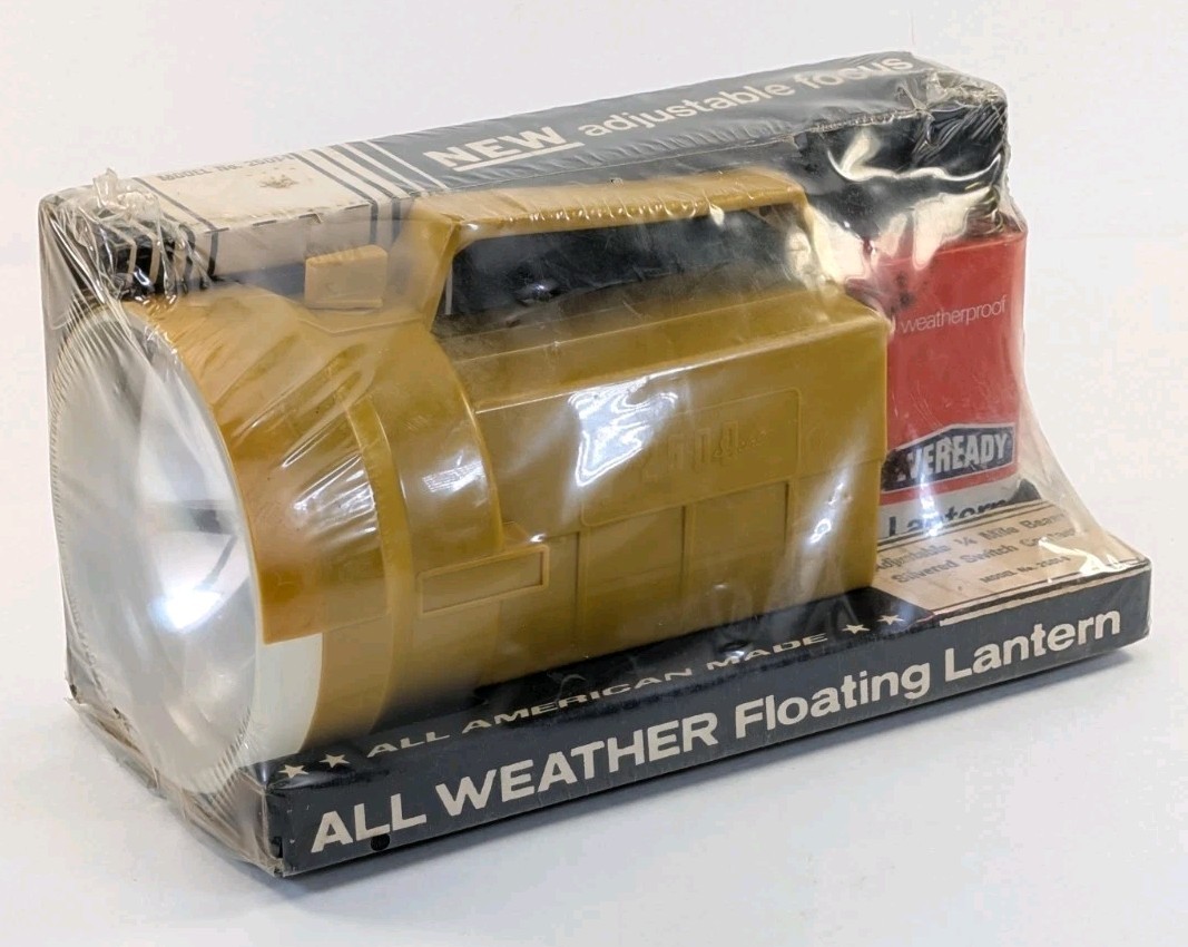 Vintage Lantern Flashlight Nicholl Bros 6 V 2500 Special USA Sealed 2501-1 Torch