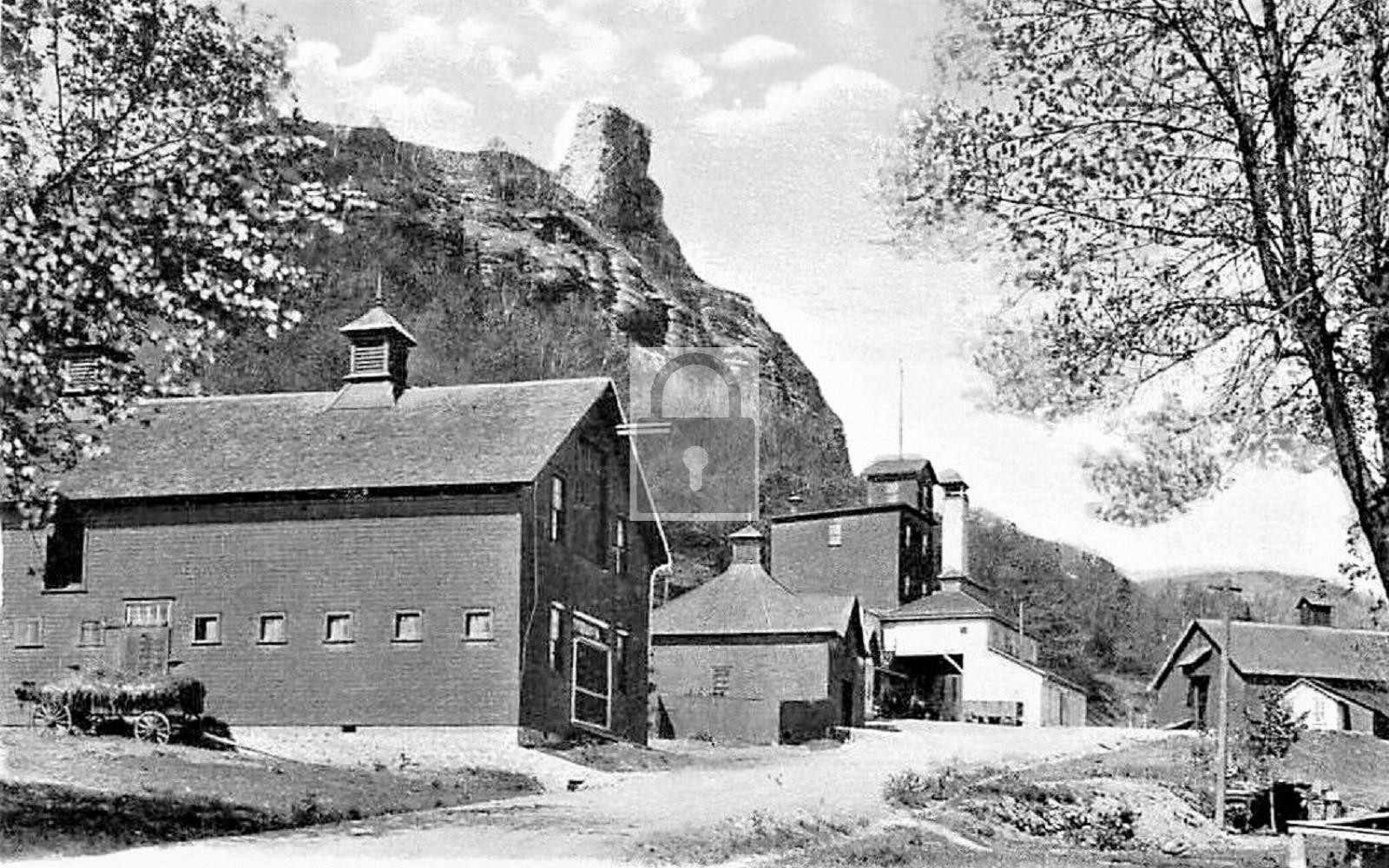Sugar Loaf & Bubs Brewery Winona Minnesota MN - Reprint