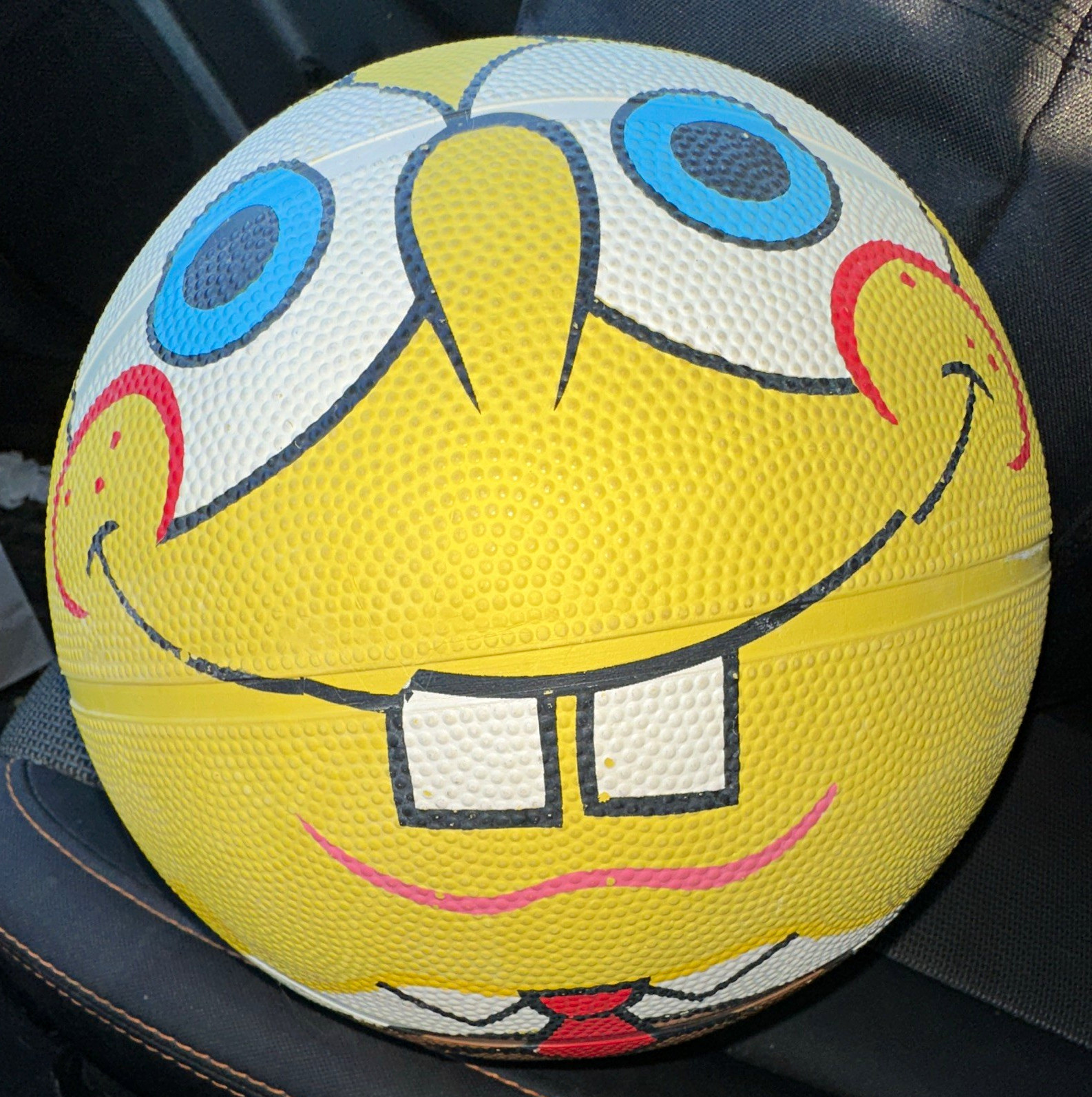 Nickelodeon SpongeBob Yellow Inflatable Basketball 2013 Signed Hillenburg