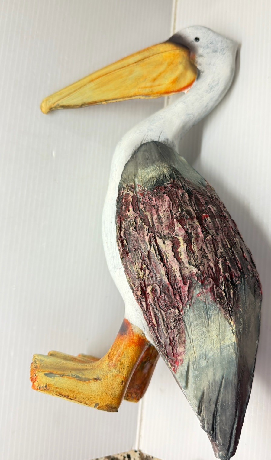 VTG Pelican Hand Crafted Painted Nautical Resin Wood Look 11.5” Figurine