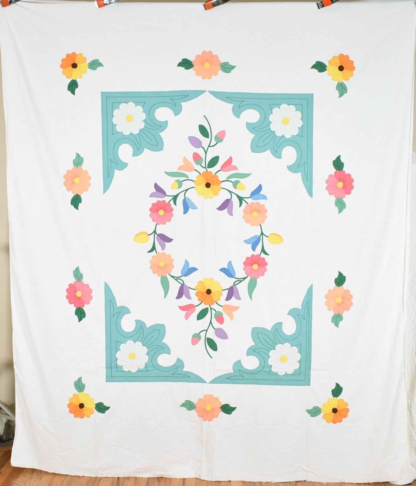 VIBRANT Vintage 30's Deco Tulip Daisy Vine Floral Applique Antique Quilt Top