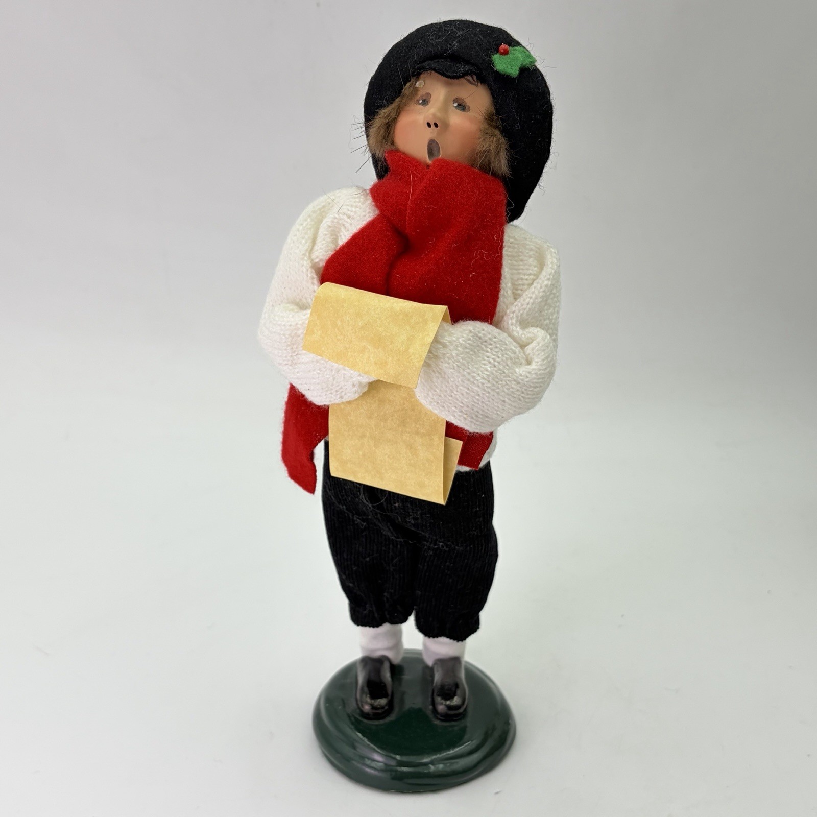Vintage Byers Choice Caroler Boy With Music 1998 Limited Edition 81/100