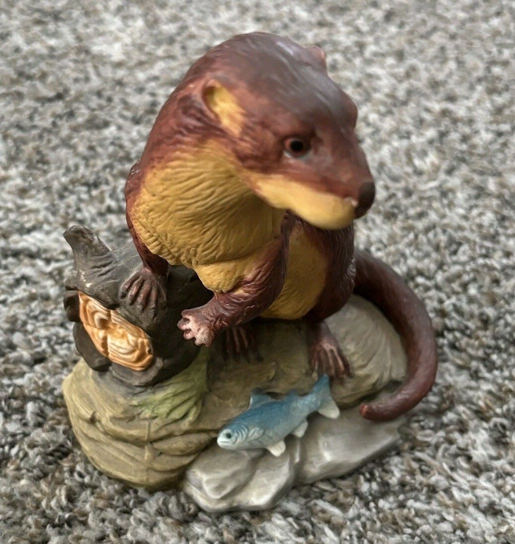 Vintage J. Byron Signed Royal Crown Otter Statue Figure Ceramic