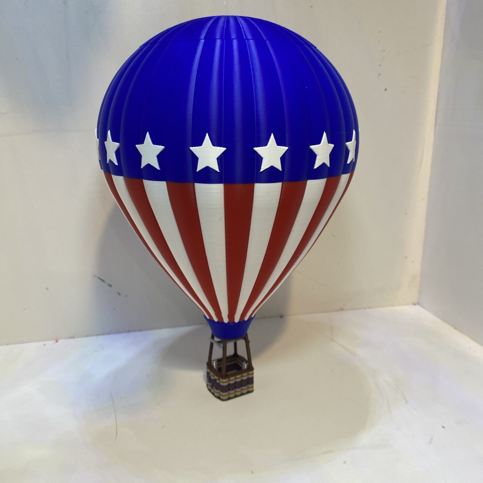 Hot Air Balloon S Or O Scale 3-D Printed 9-3/4” tall Red White ,Blue , Stars V.