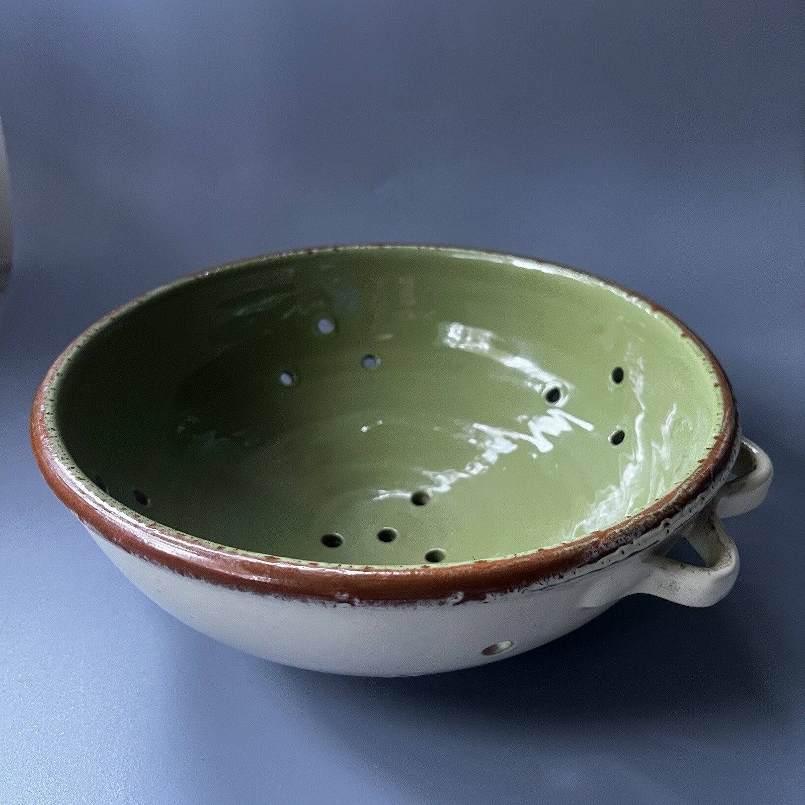 Vtg Vietri Ceramic Colander Berry Bowl Strainer Green White Made In Italy