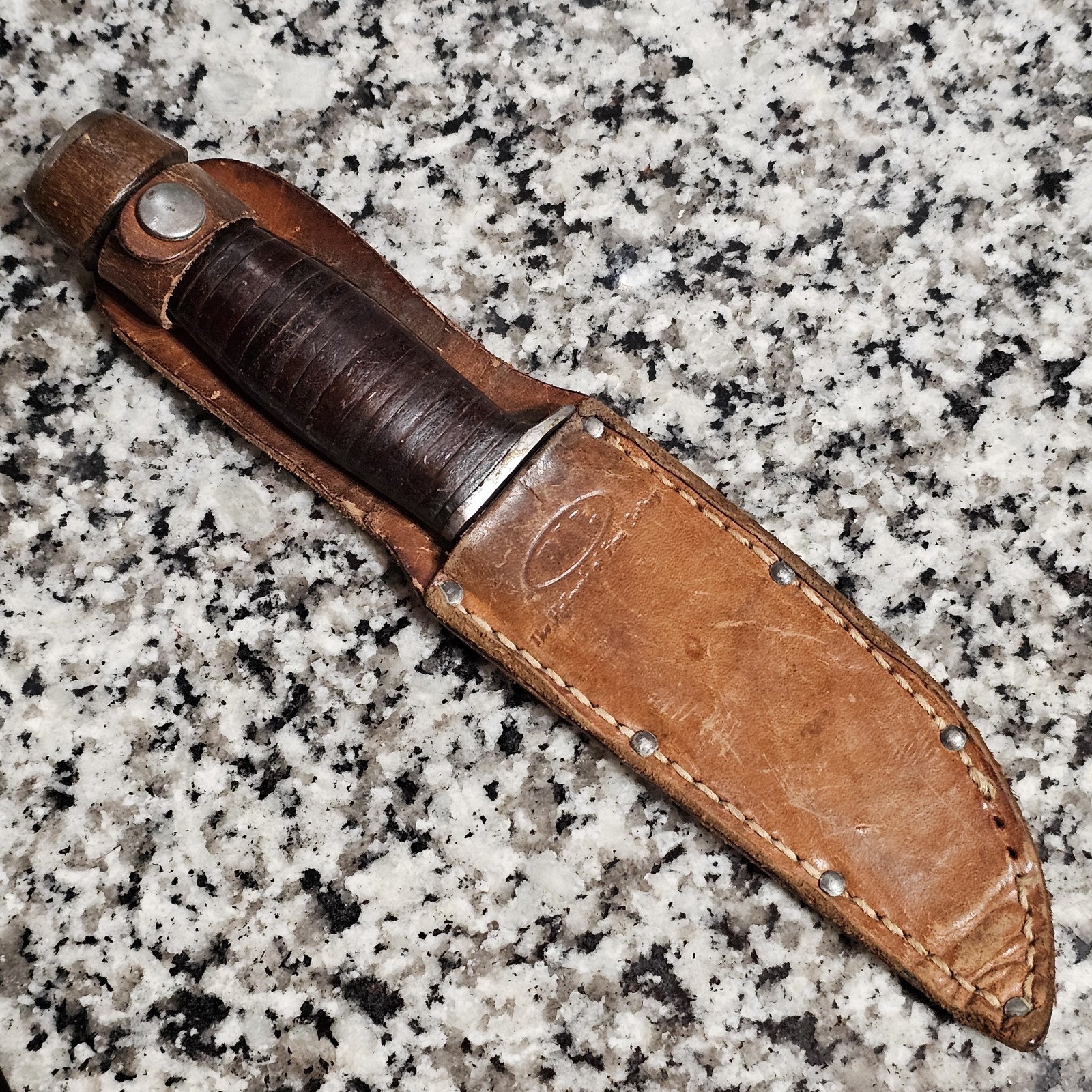 Vintage WW2 US Pal / Remington RH-34 Wood Butt Fighting Hunting Knife w/ Sheath