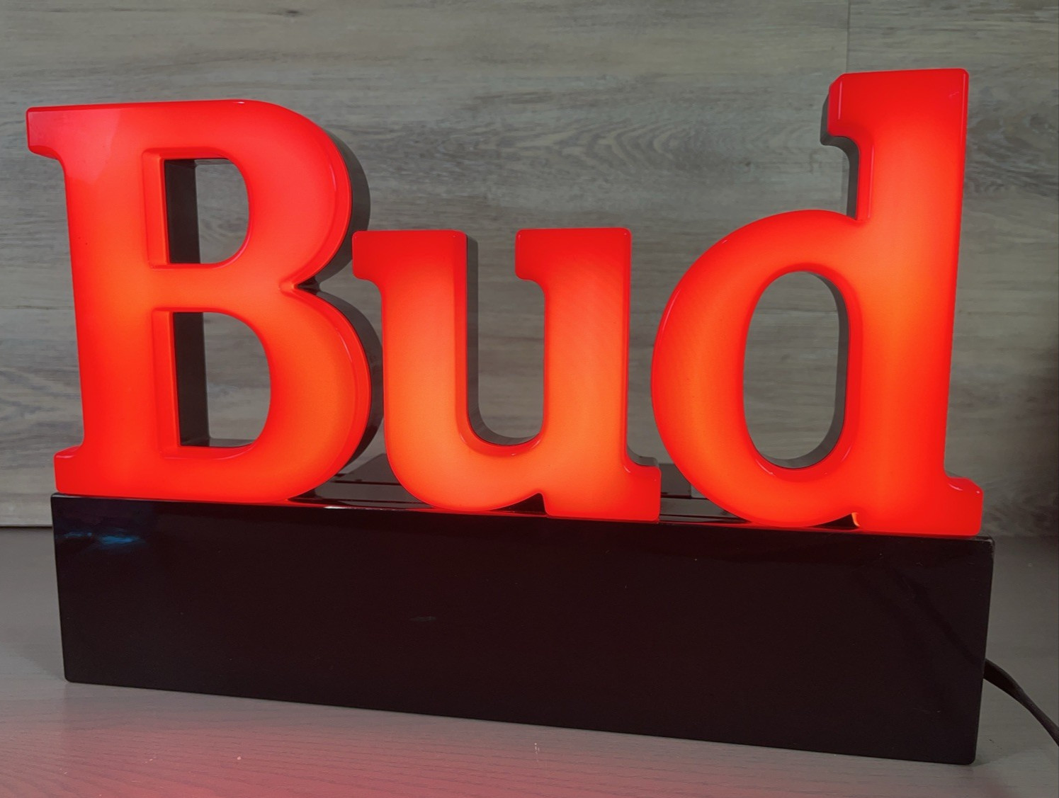 Vintage Bud Beer Light Up Sign Works 1992 Bar neon BUDWEISER bright red electric