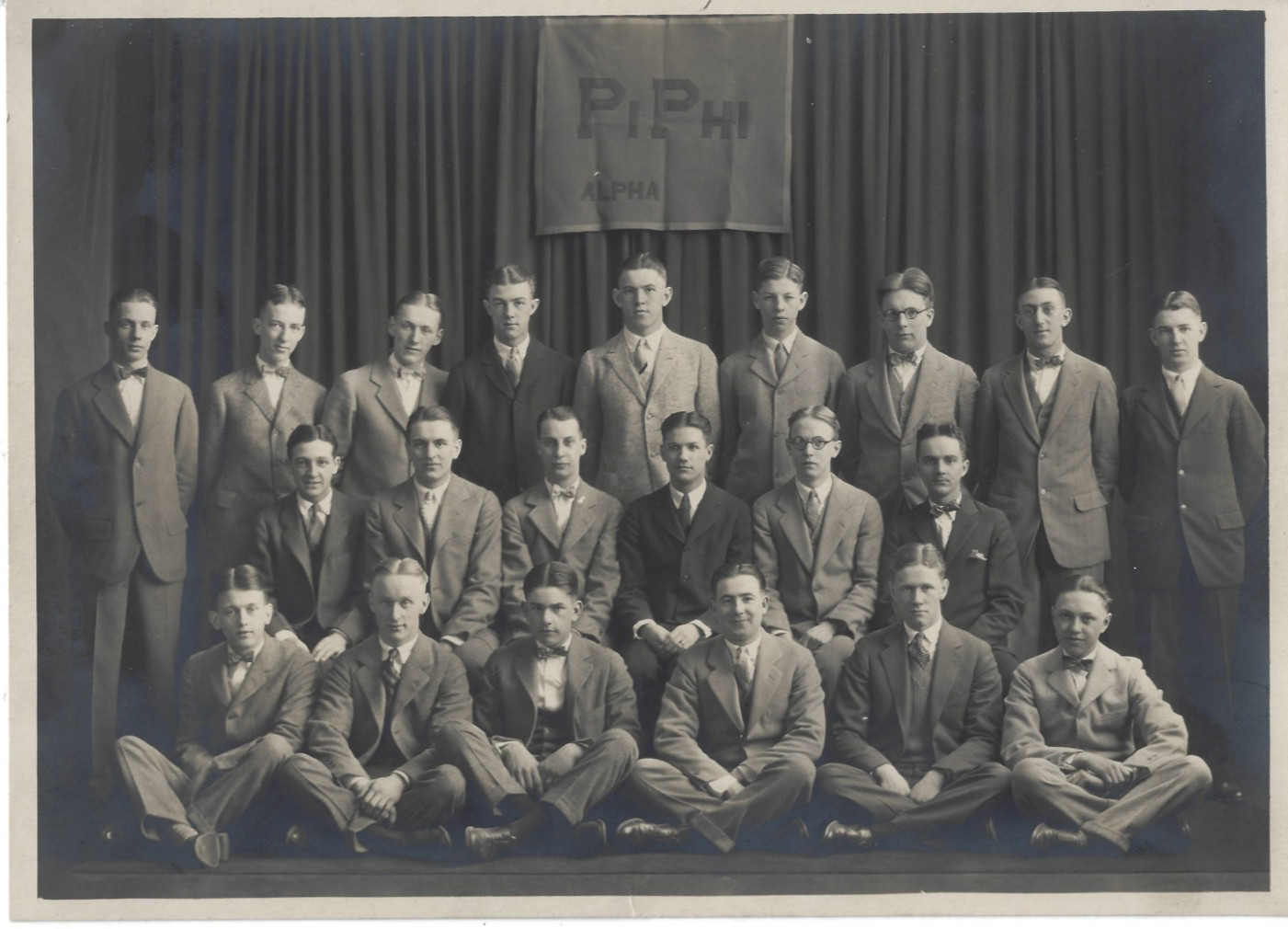 1924 Northwestern University Phi Pi Phi Fraternity Photo Alpha Chapter Vintage