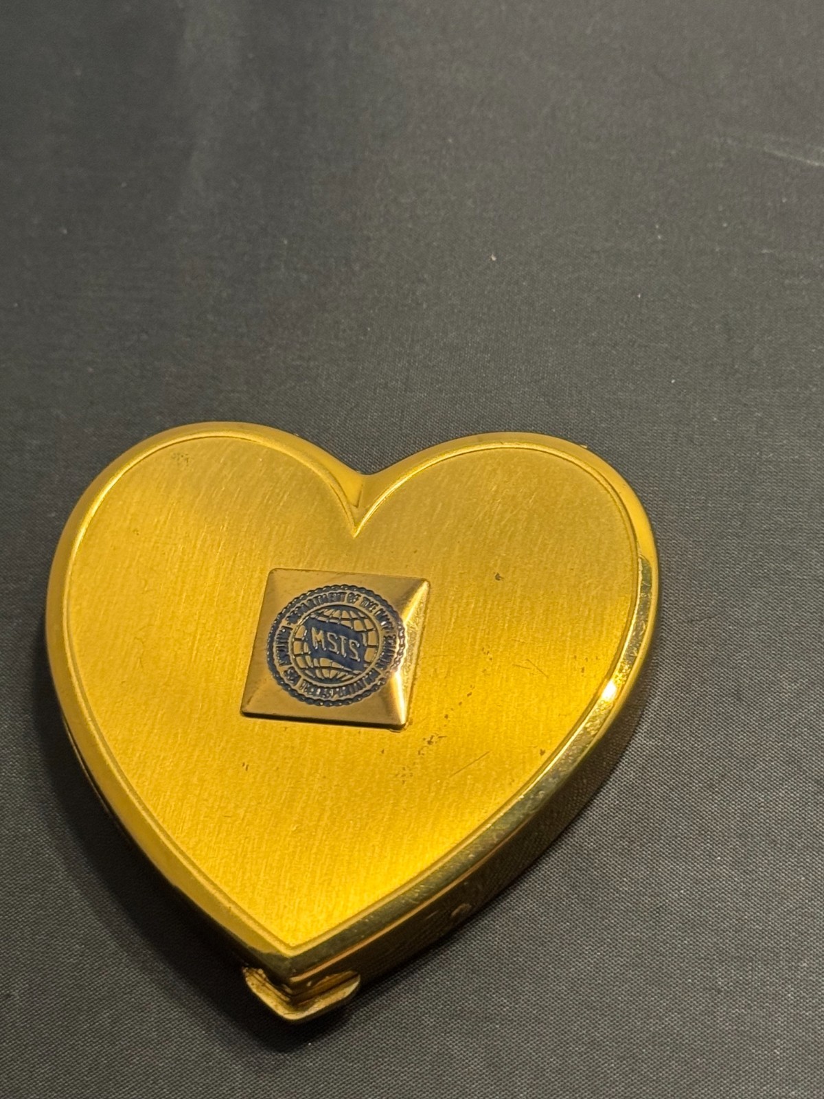 H-010 Vintage Gold Toned Heart shaped compact for MSTS