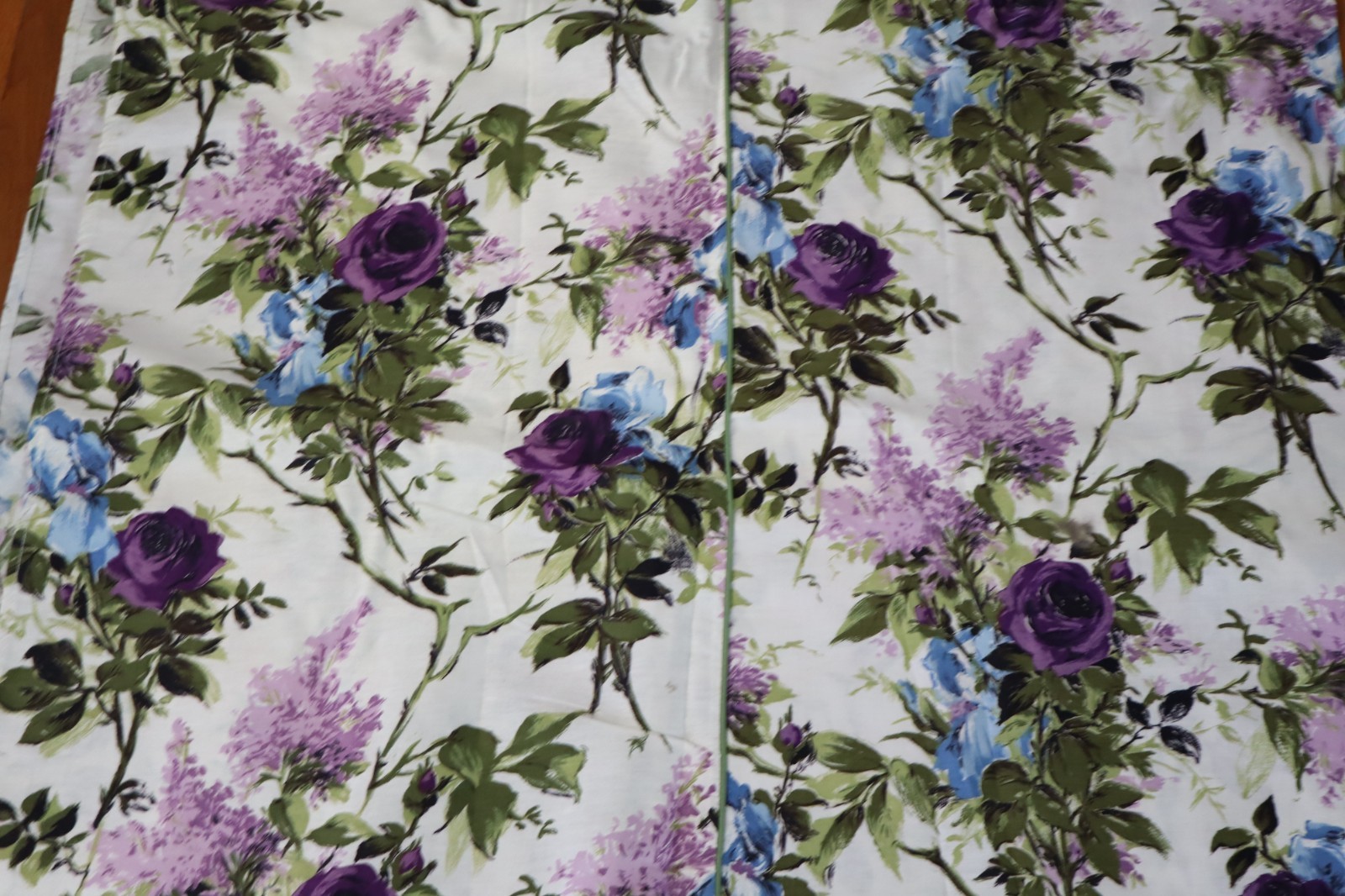 VINTAGE 1940s 50s MCM ATOMIC ERA FLORAL ON WHITE BEDSPREAD UNUSED 82 W X 104 L