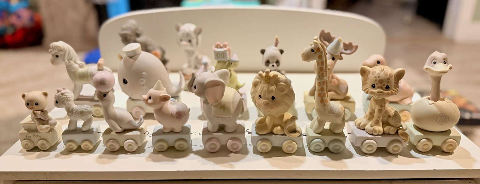 Precious Moments Birthday Train 17 pieces (Newborn-16)