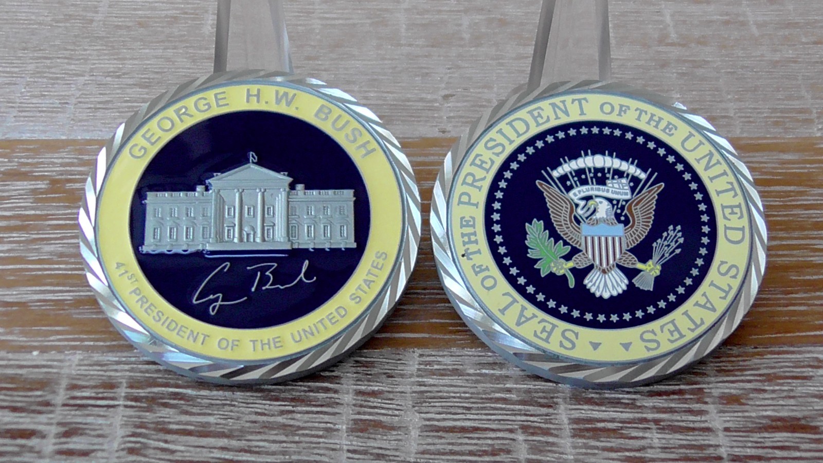 41st President George H.W. Bush White House Former POTUS Challenge Coin