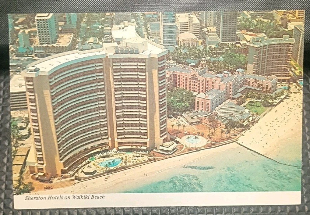 Vintage Postcard Sheraton Hotels on Waikiki Beach Honolulu Hawaii USA #B2347