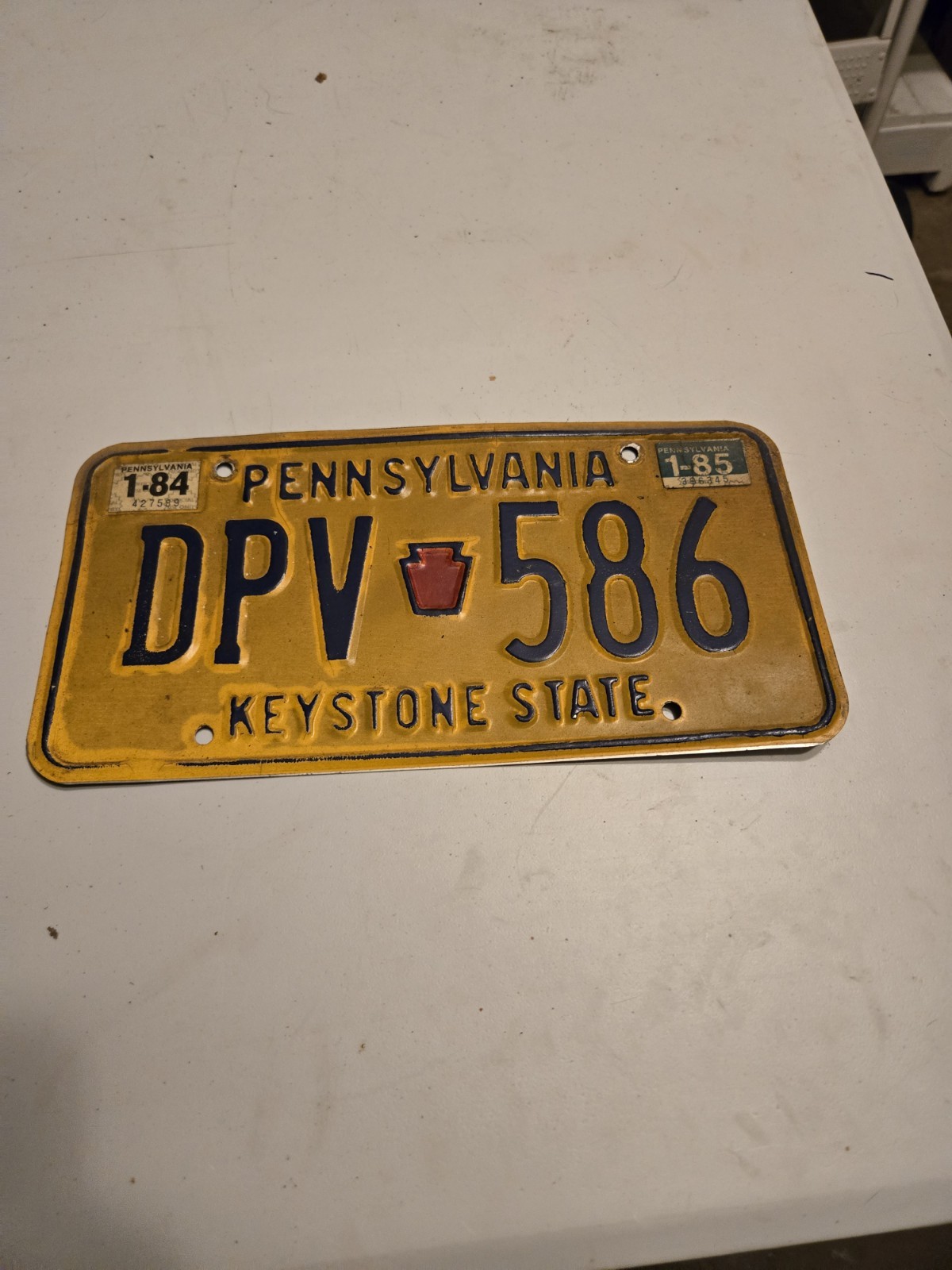 Pennsylvania Keystone State License Plate DPV 586 w/ 1984 & 1985 Stickers