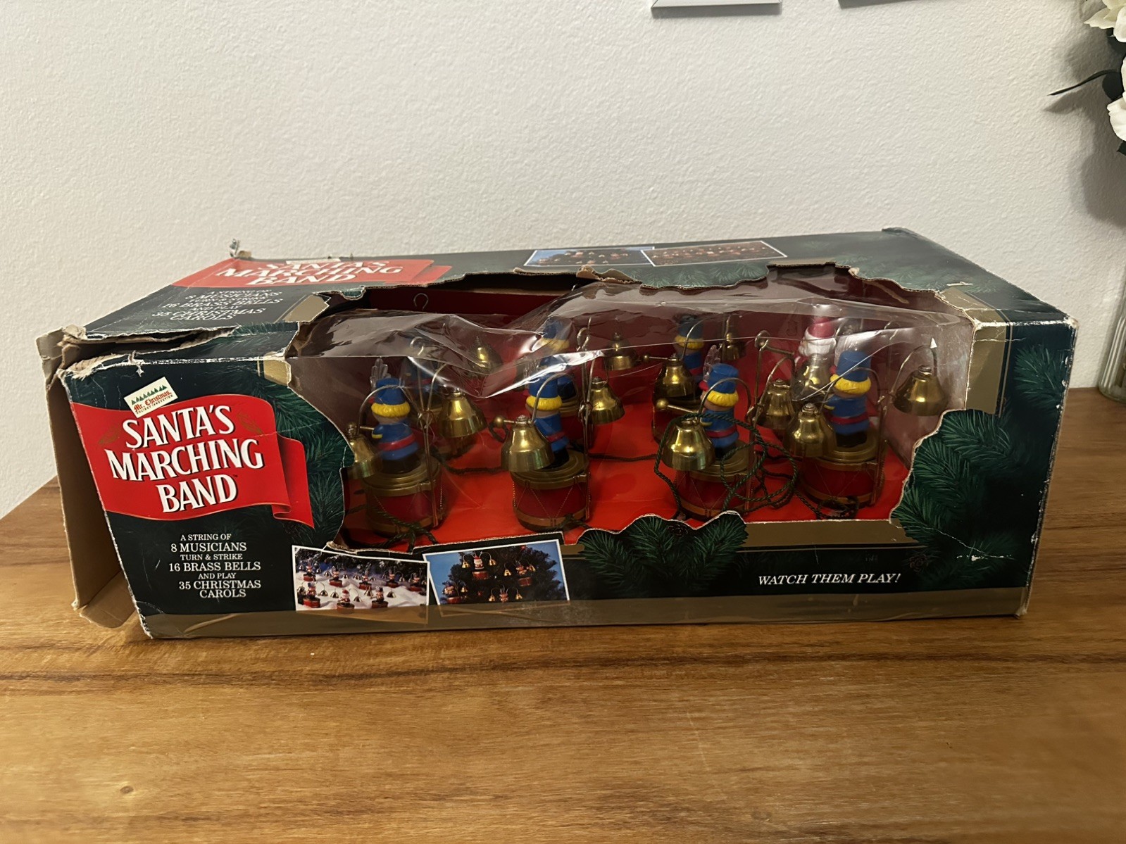 Vintage Mr. Christmas Santa’s Marching Band Musical Bells 35 Songs- Originalbox