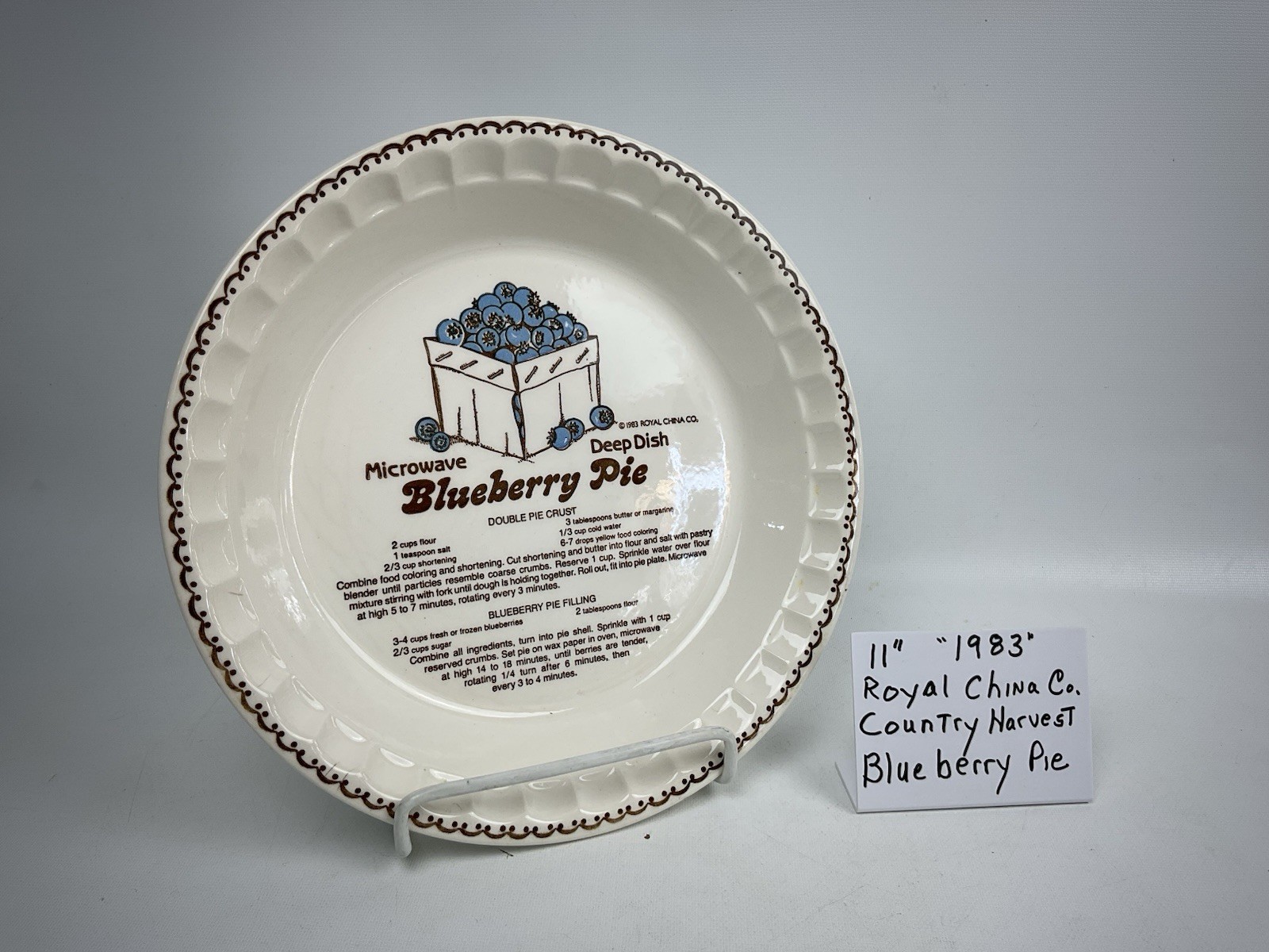 Royal China Blueberry Pie Recipe Plate Country Harvest Deep Dish Vintage 1983 US