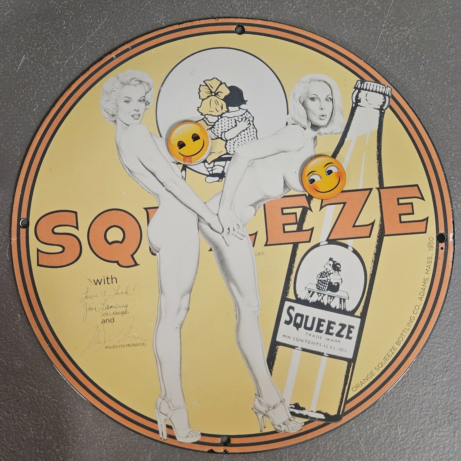 VINTAGE 1950 SQUEEZE SODA 12