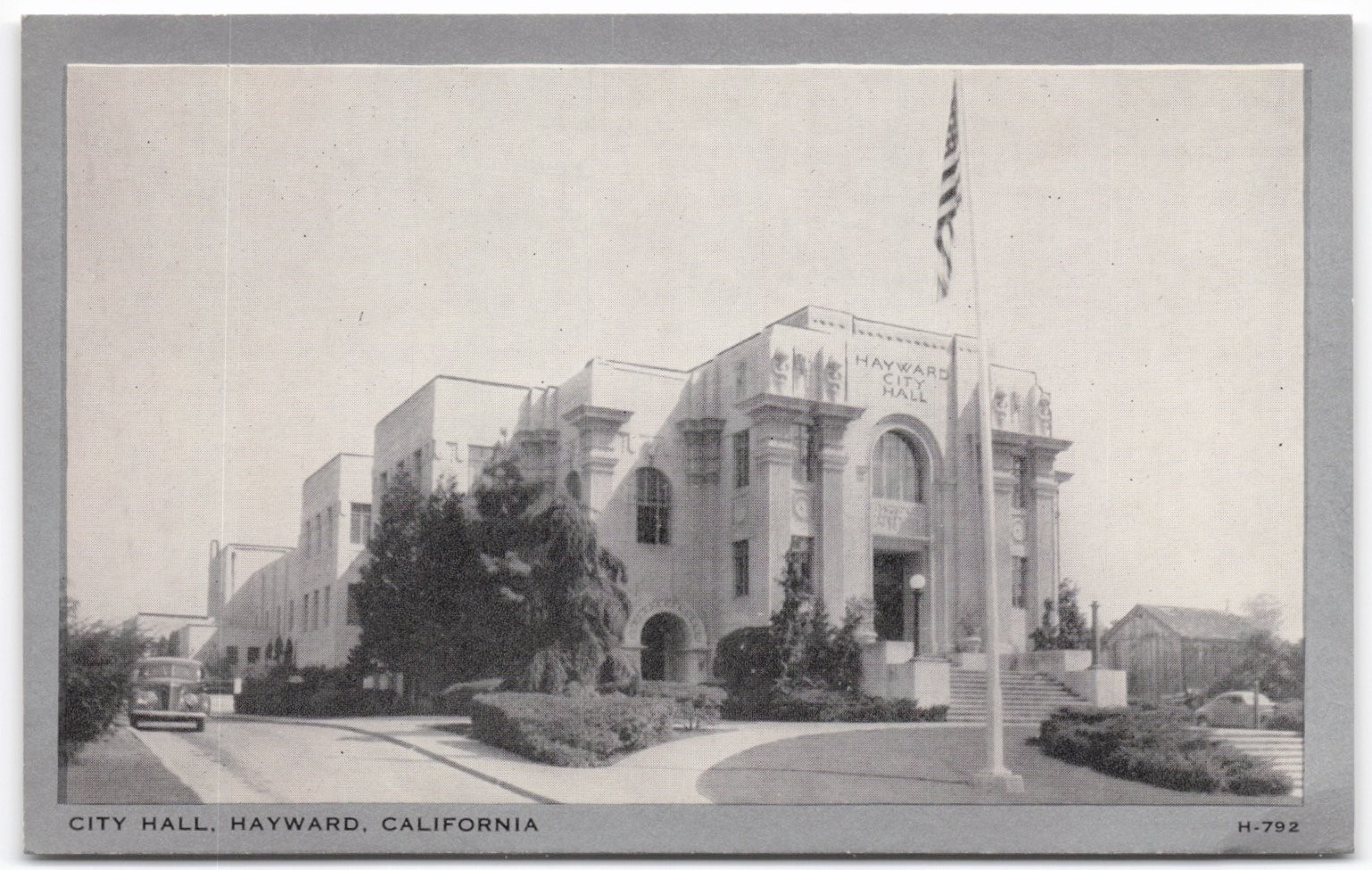Hayward City Hall California Vintage Postcard Clear View Wayne Paper Box