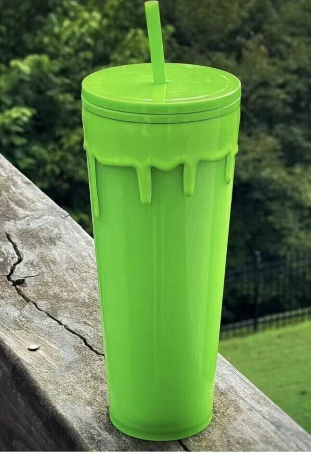 1* 24oz Slime Green Glow in the Dark Tumbler Cup Portable Vessel W/ Straw Green