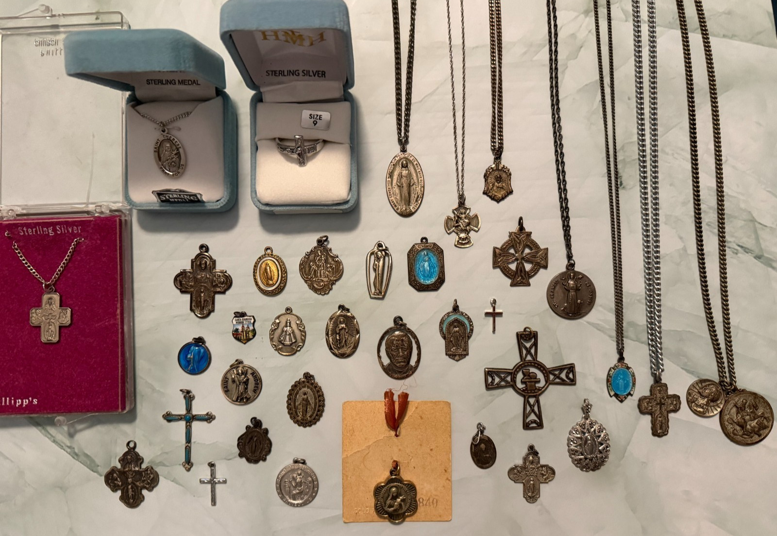 LOT OF 36 VINTAGE CATHOLIC RELIGIOUS STERLING SILVER HOLY MEDALS PENDANTS WOW