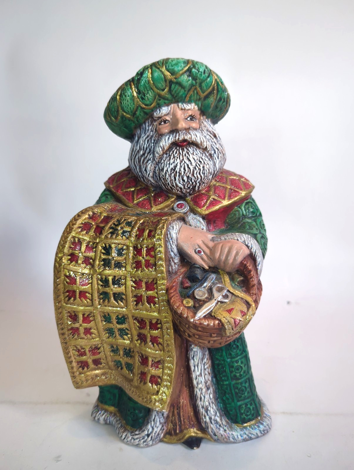 Vtg Gare Quilt Santa Ceramic Figurine 10” Hand Painted Sewing Basket Christmas