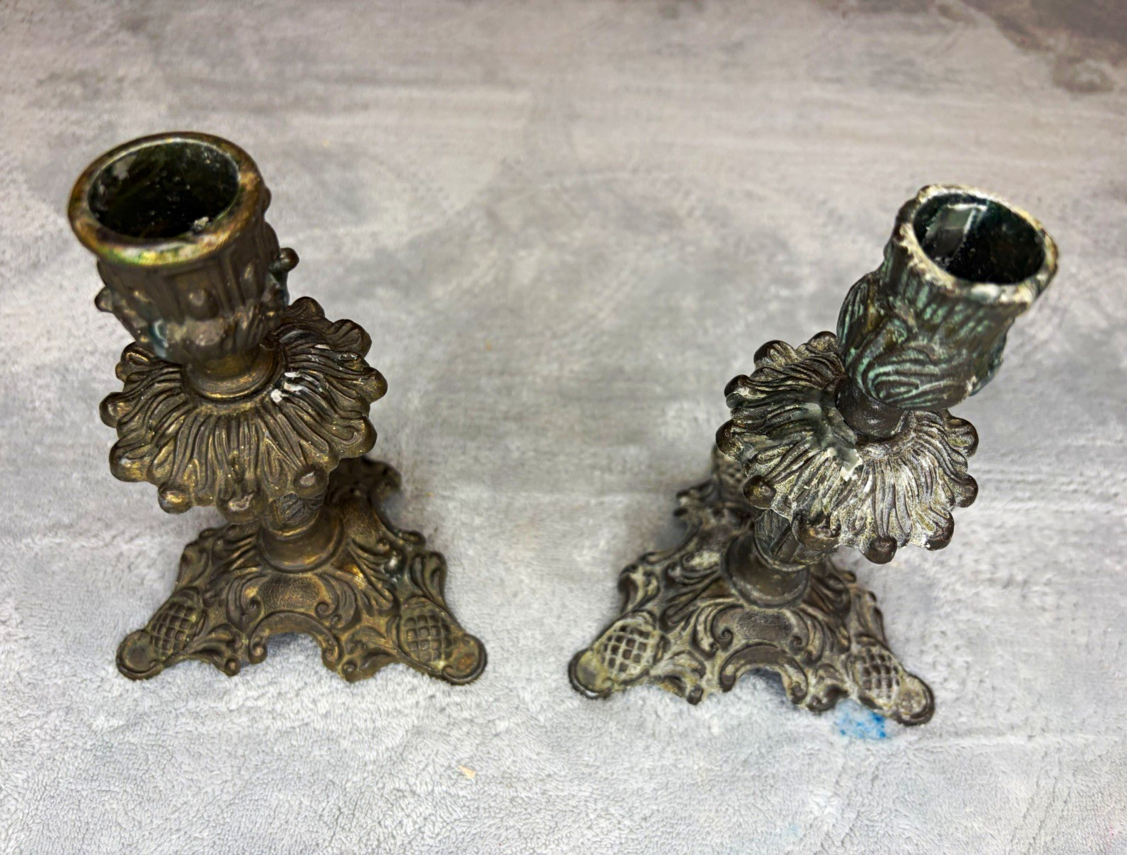 Vintage Ornate Cast Brass Candlestick Holders Baroque Tripod Acanthus Leaf Base