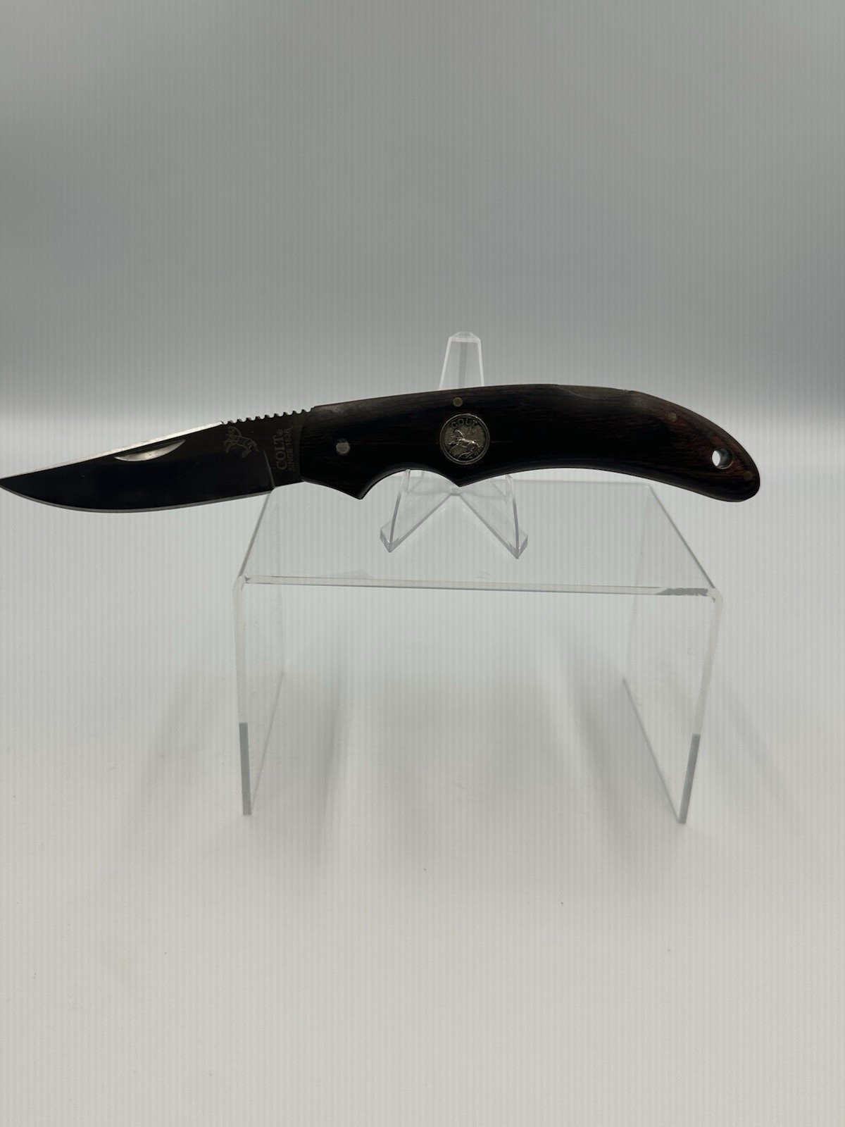 Colt CT19 Pocketknife SS Clip Point Wood Handle Manual with sheath